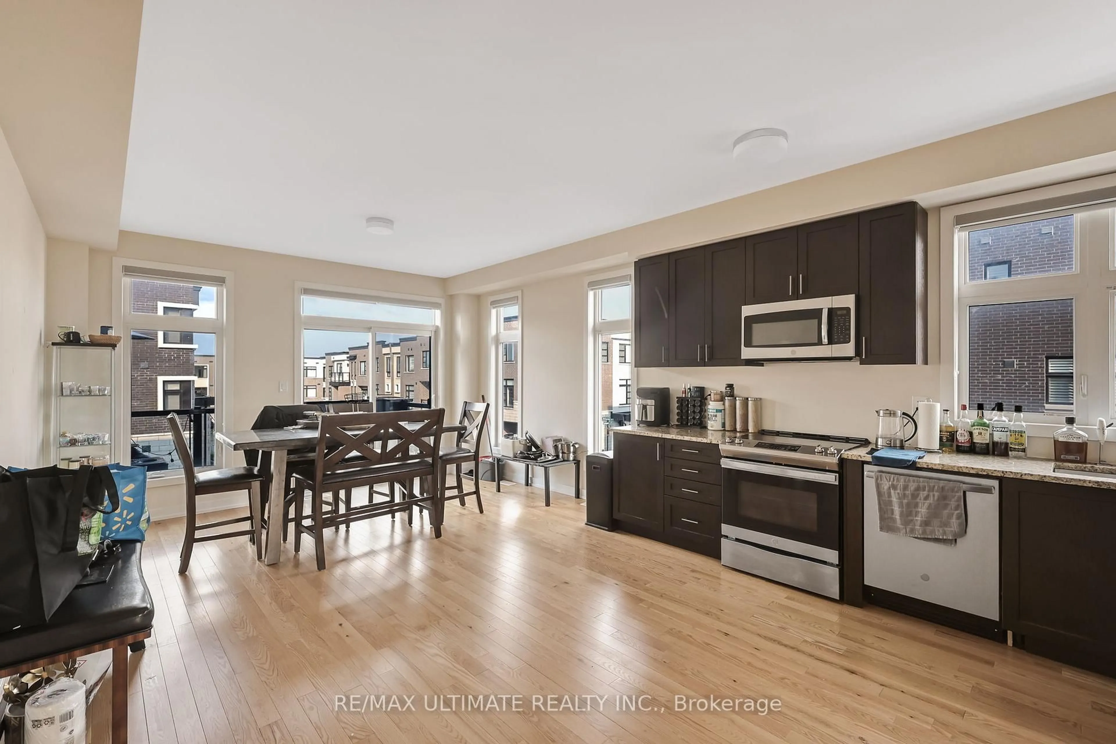 Open concept kitchen, unknown for 2632 Castlegate Crossing Dr, Pickering Ontario L1X 0H6