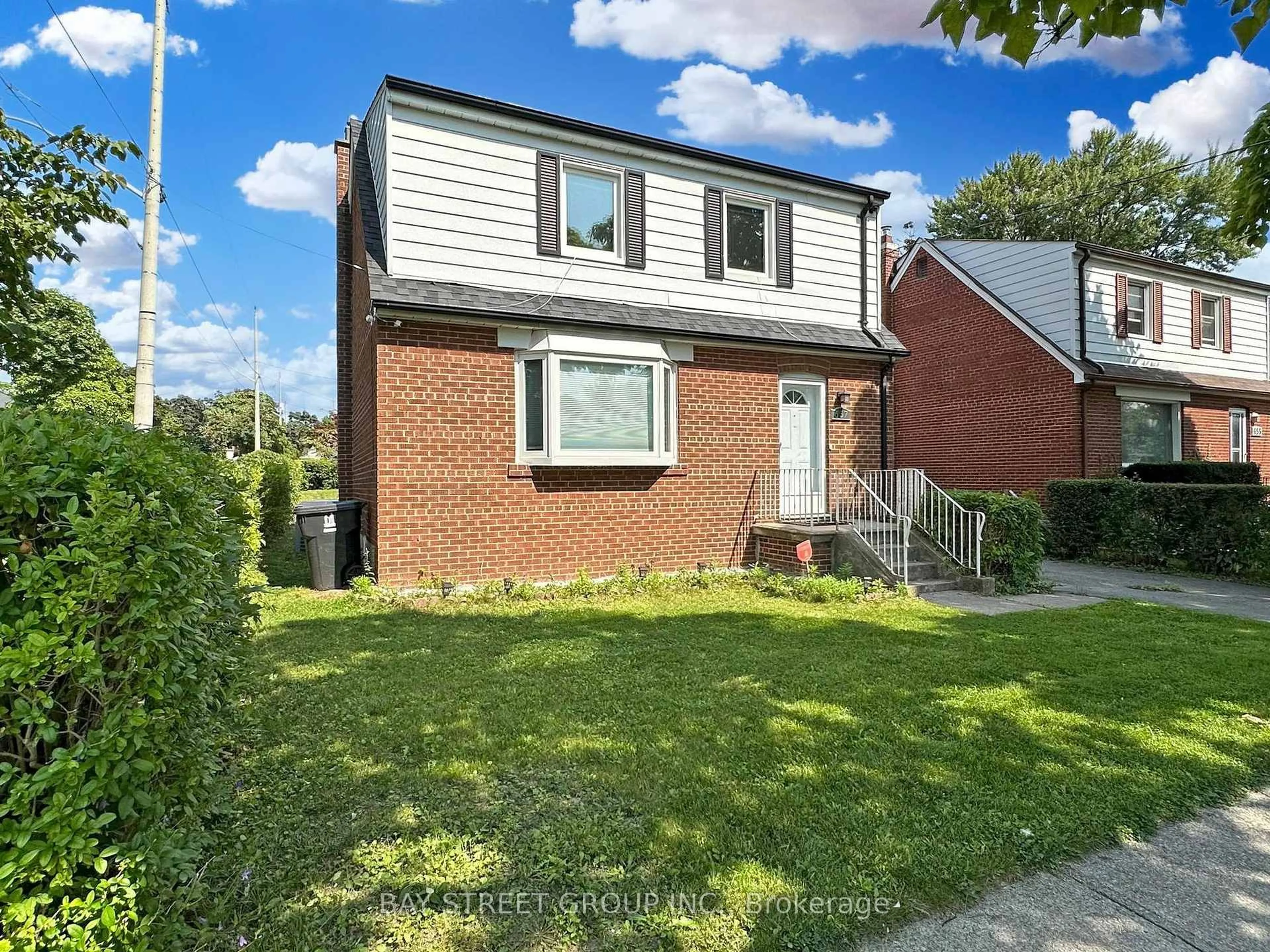 Home with brick exterior material, street for 657 Pharmacy Ave, Toronto Ontario M1L 3H6