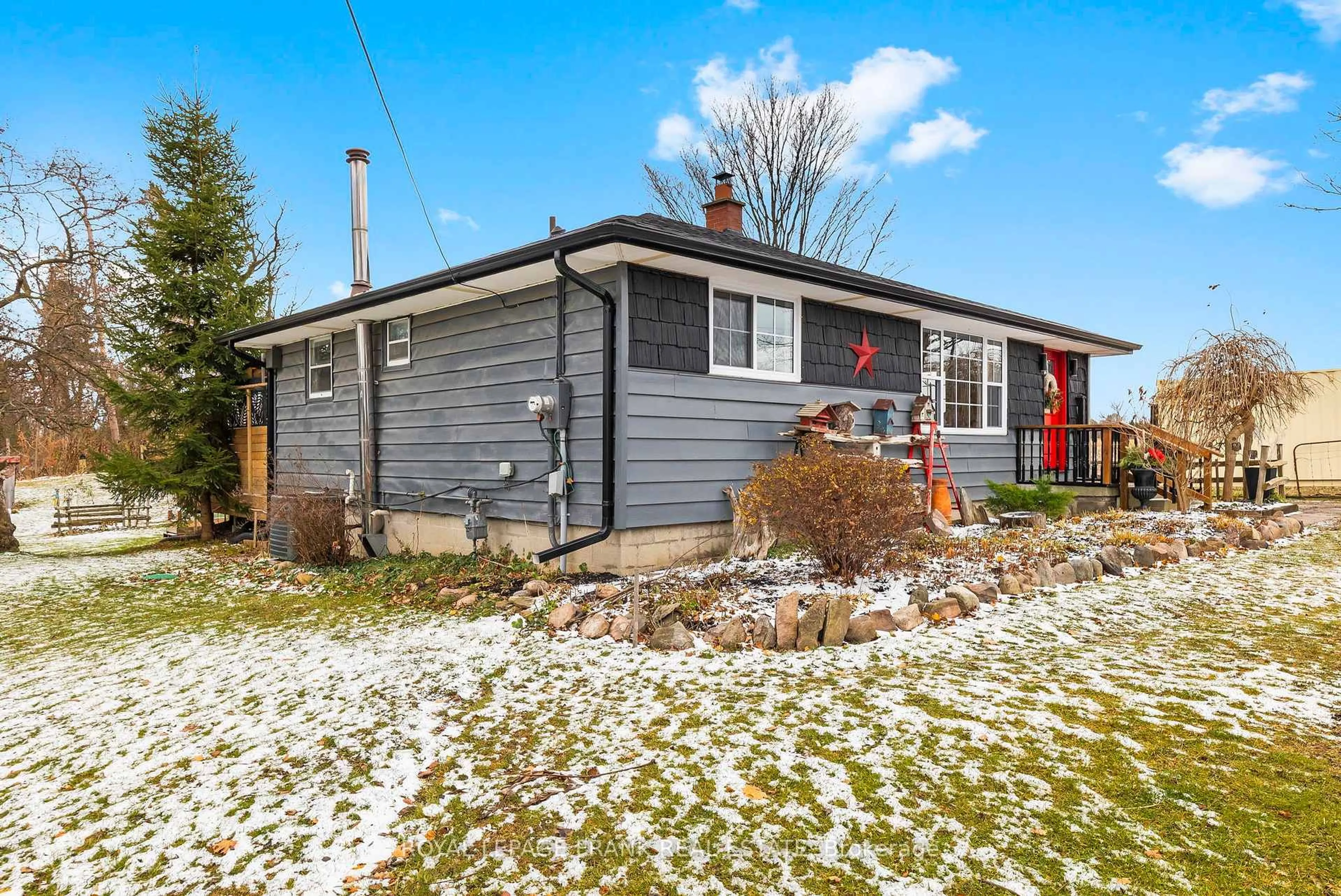 Unknown for 1704 King St, Scugog Ontario L9L 1B3