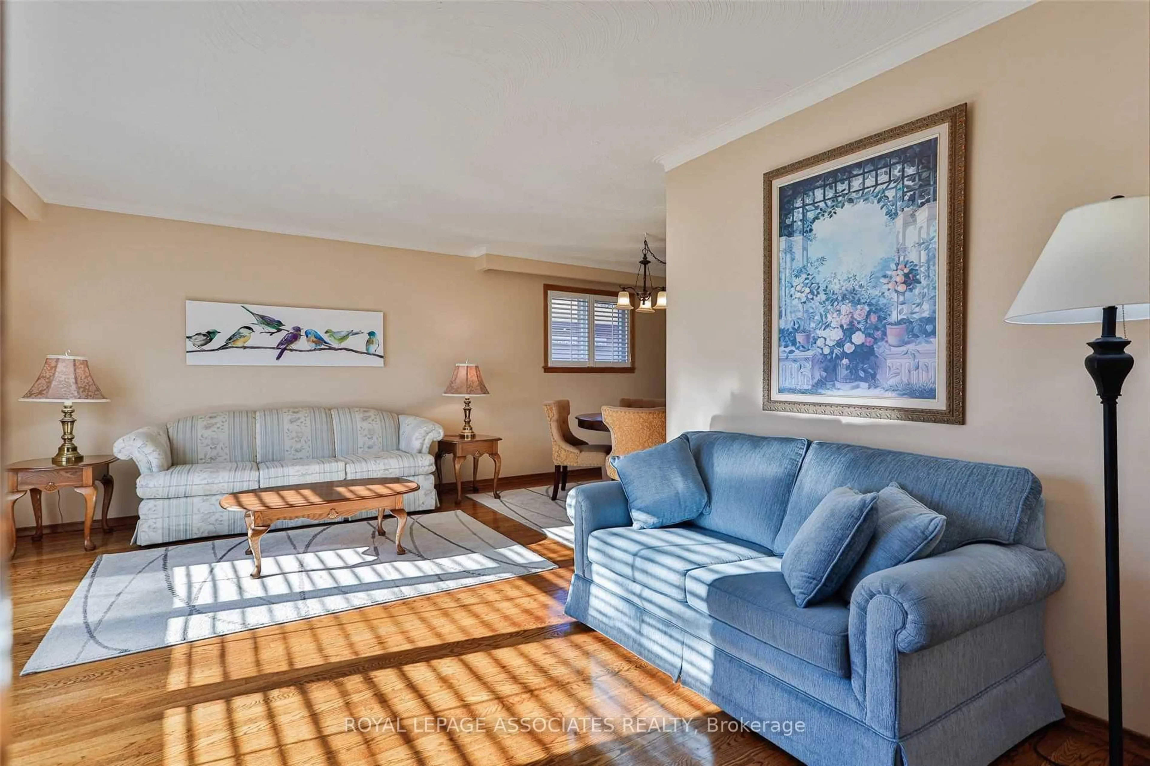 Living room with furniture, unknown for 166 Lynnbrook Dr, Toronto Ontario M1H 2N5