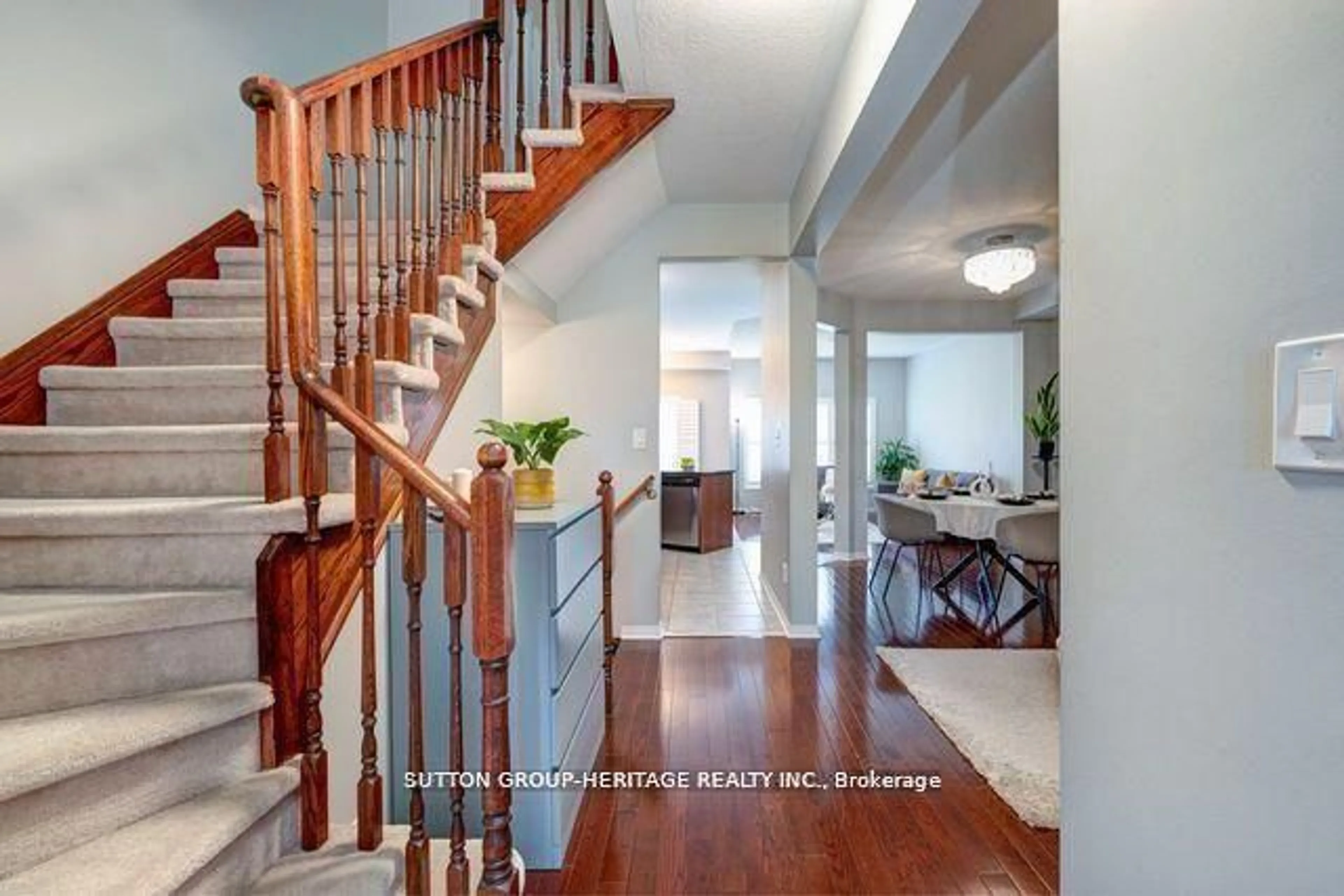 Indoor entryway for 4 Hickman Rd, Ajax Ontario L1S 0C8