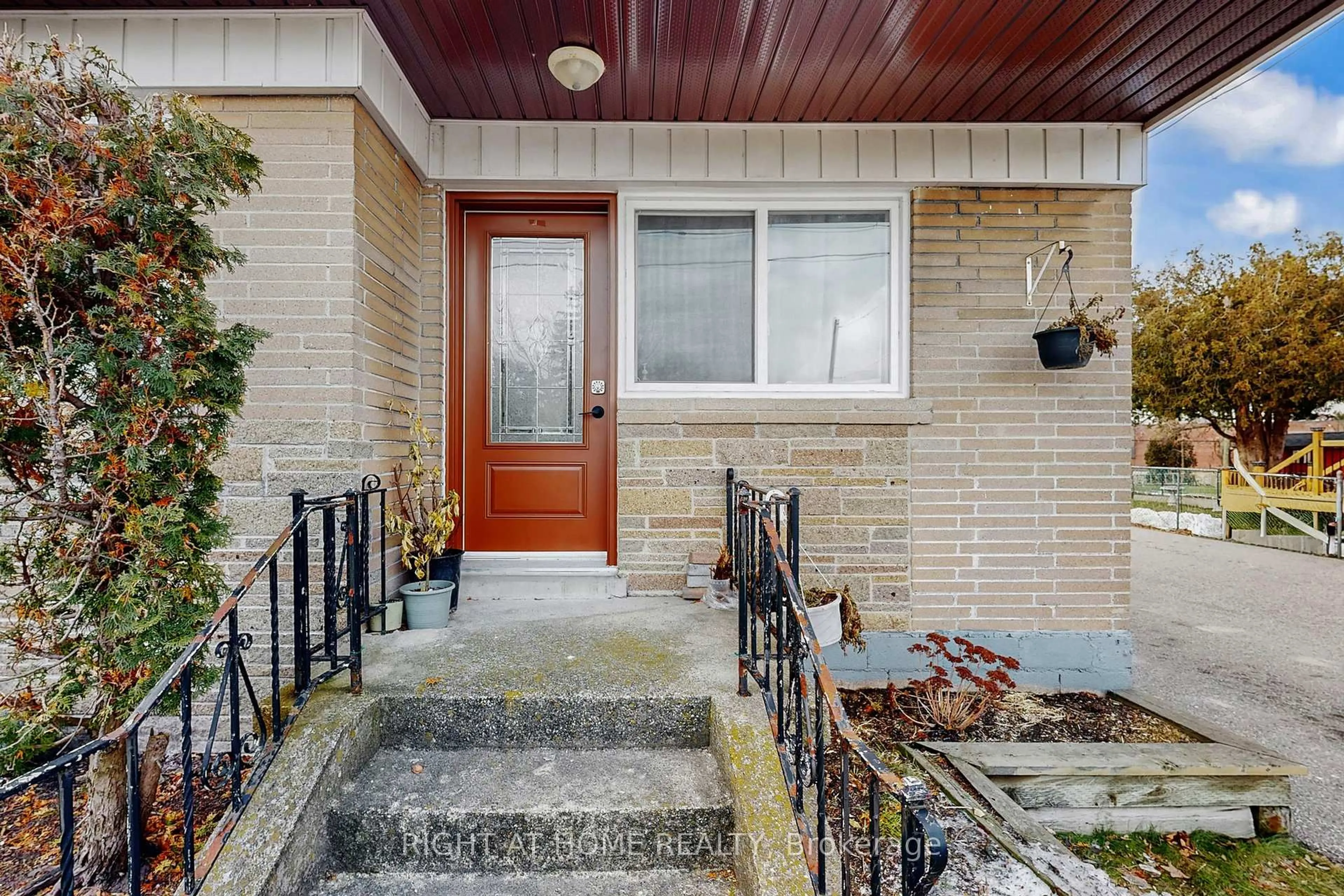 Home with brick exterior material, street for 46 Glenshephard Dr, Toronto Ontario M1K 4N3