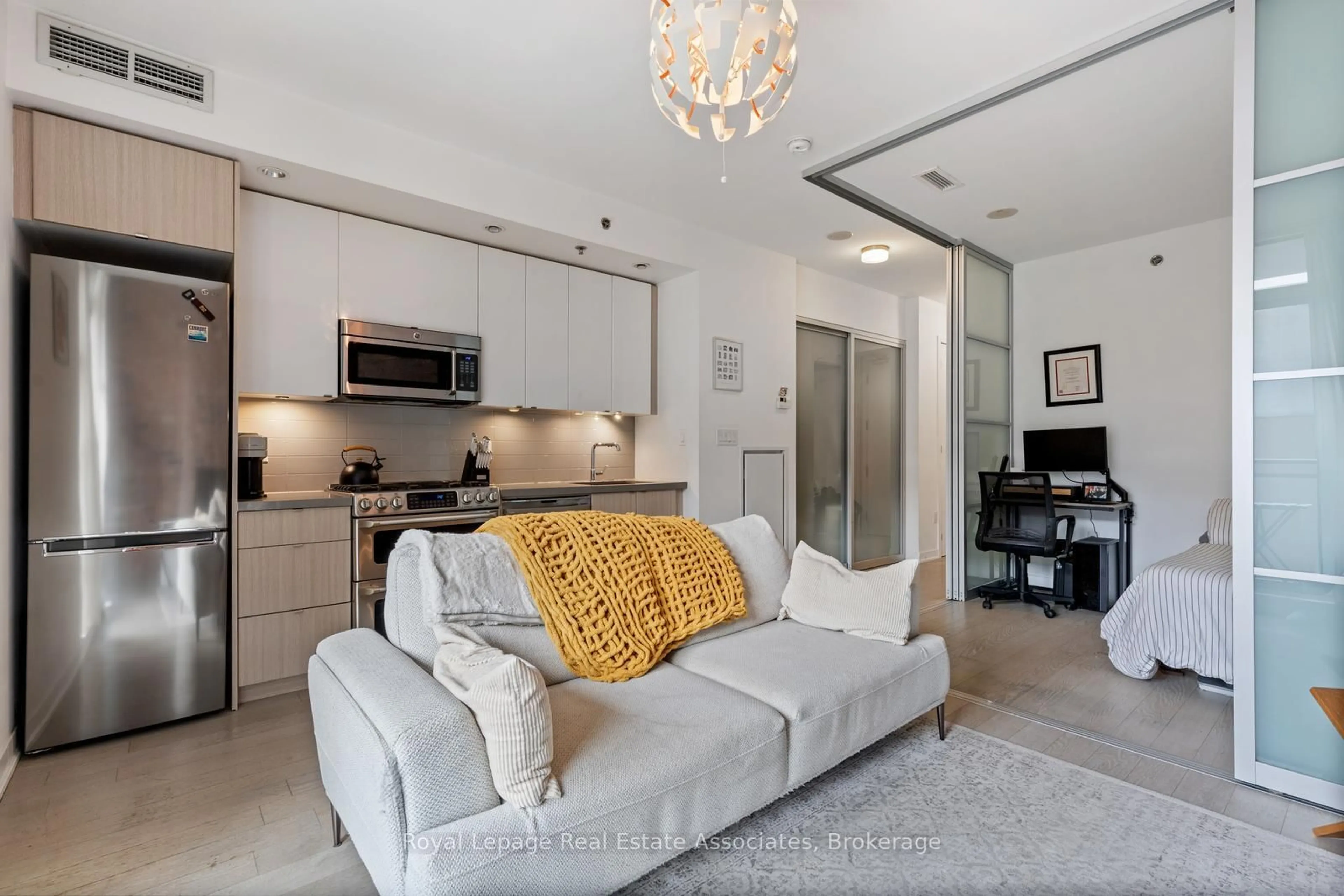 Living room with furniture, unknown for 88 Colgate Ave #511, Toronto Ontario M4M 0A6