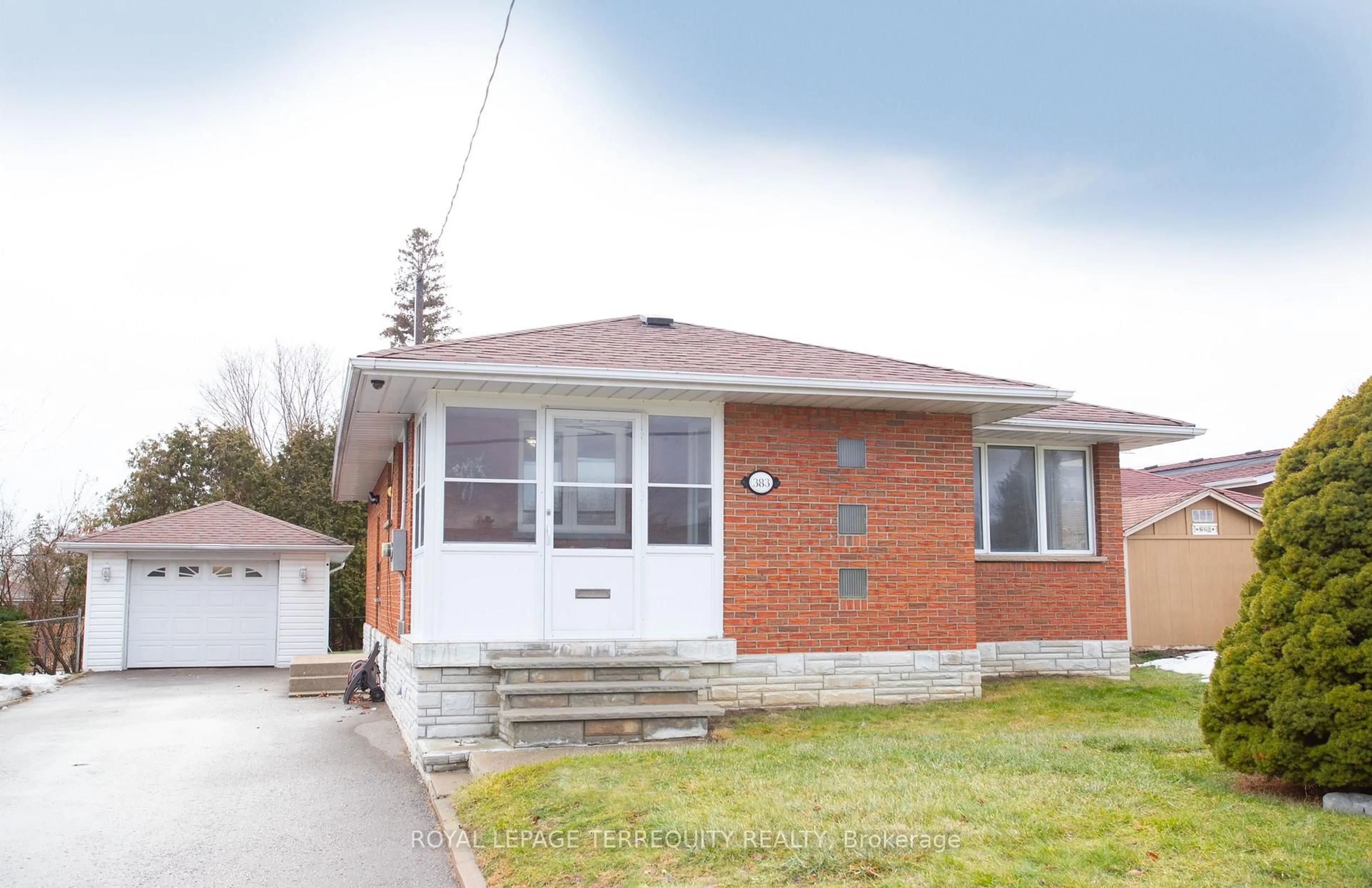 Home with brick exterior material, street for 383 Rossland Rd, Oshawa Ontario L1J 3G7
