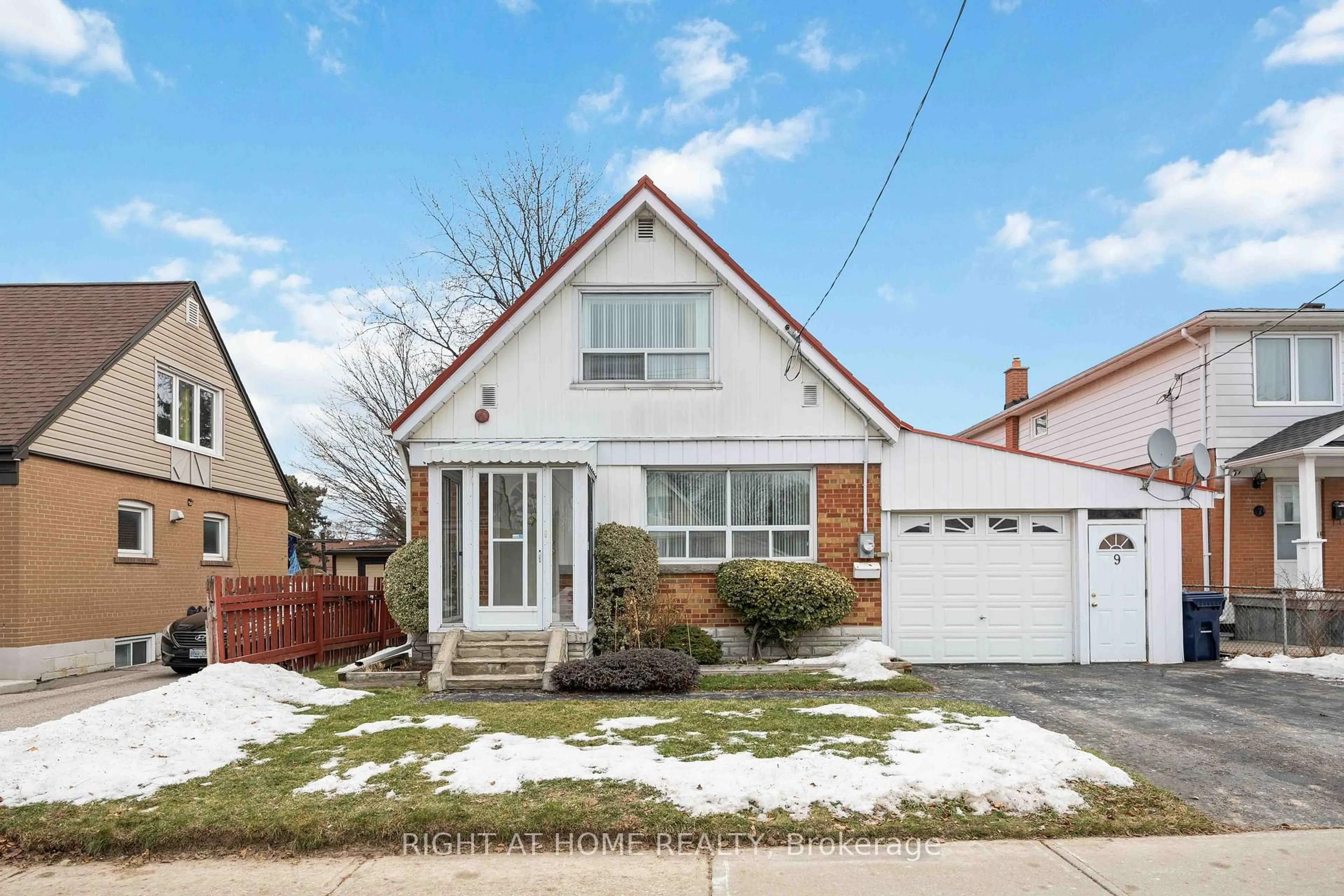 Home with brick exterior material, street for 9 Bergen Rd, Toronto Ontario M1P 1R8