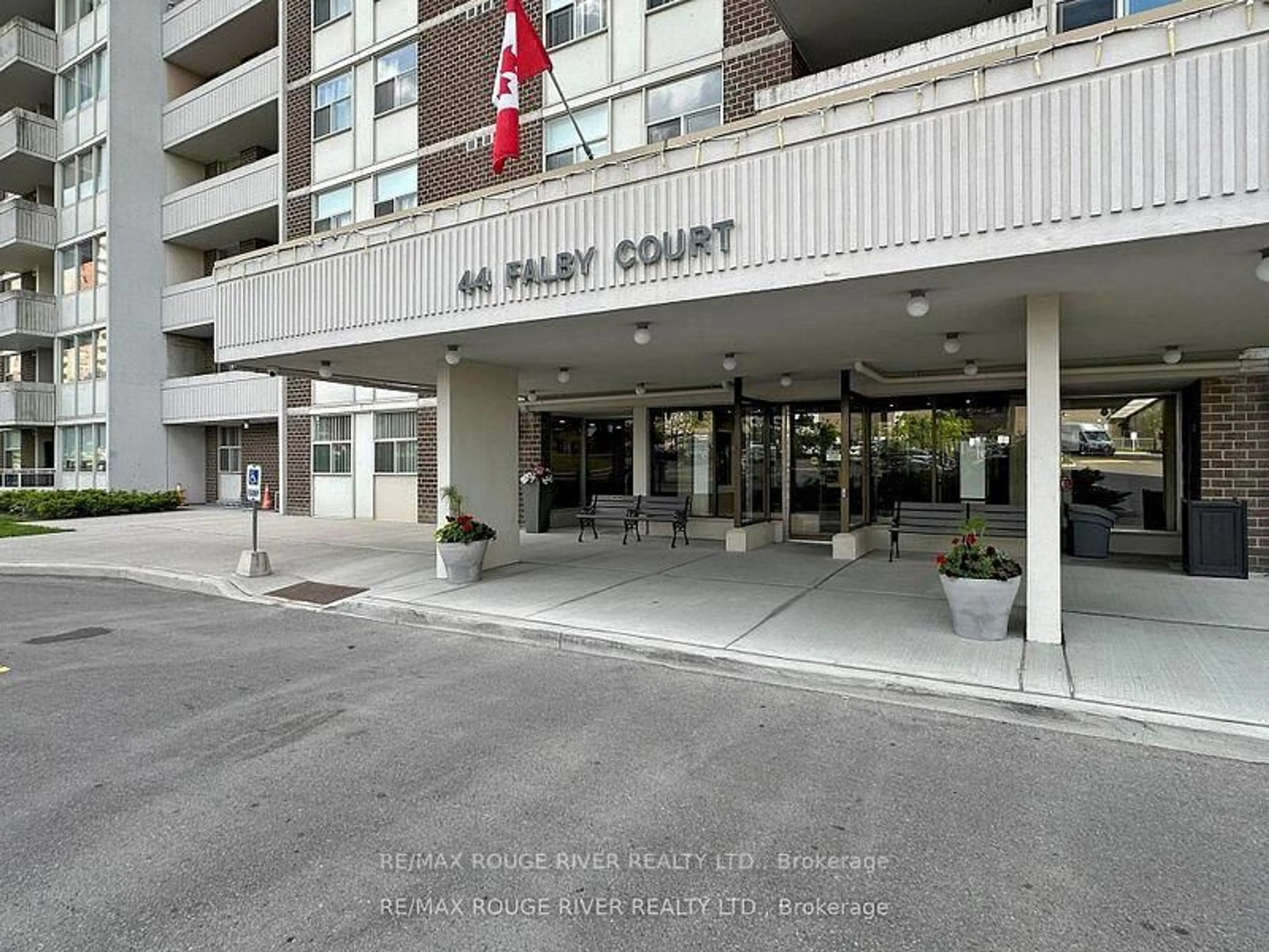 Unknown for 44 Falby Crt #902, Ajax Ontario L1S 3L1
