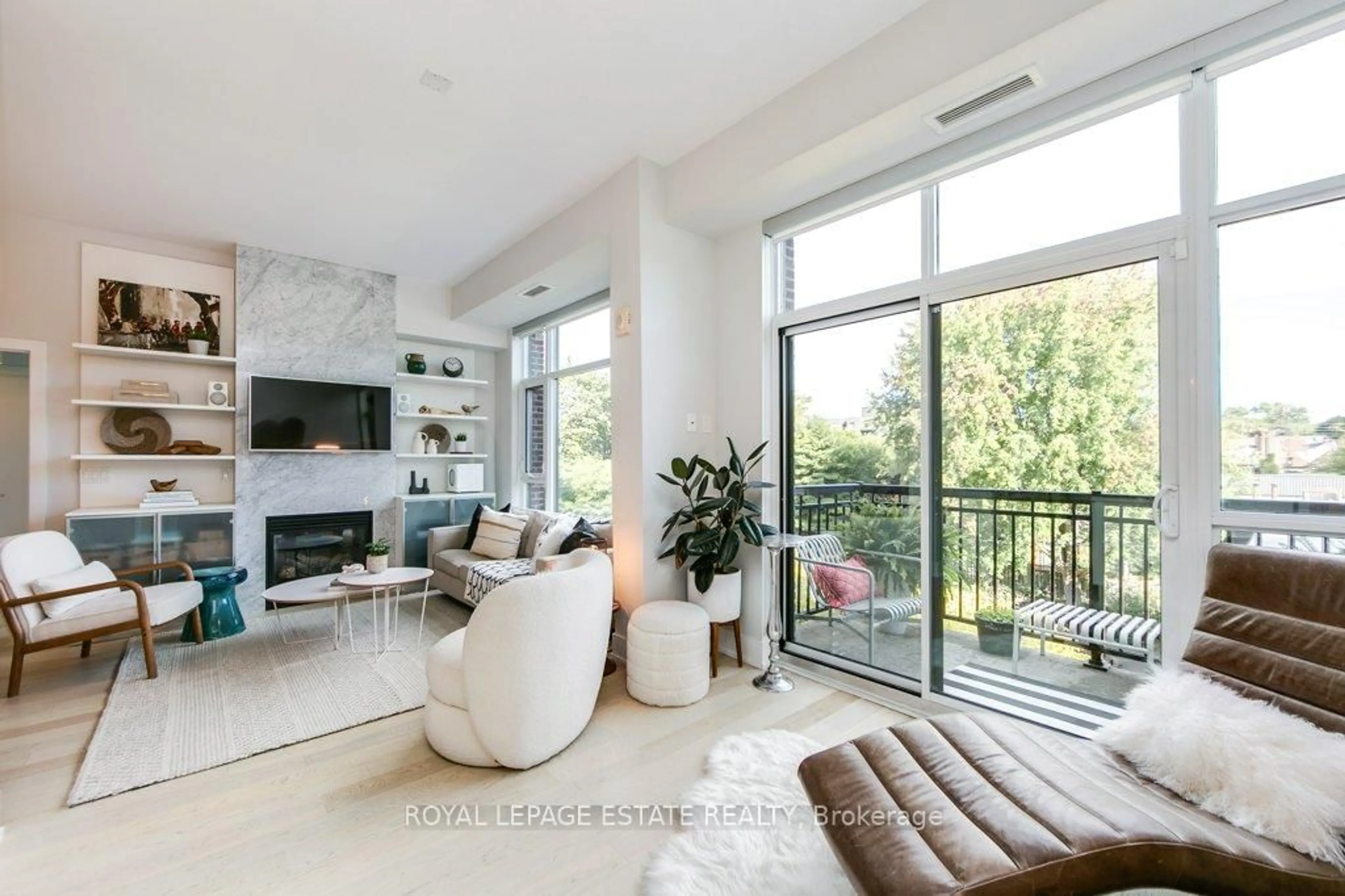 Living room with furniture, unknown for 66 Kippendavie Ave #408, Toronto Ontario M4L 0A4