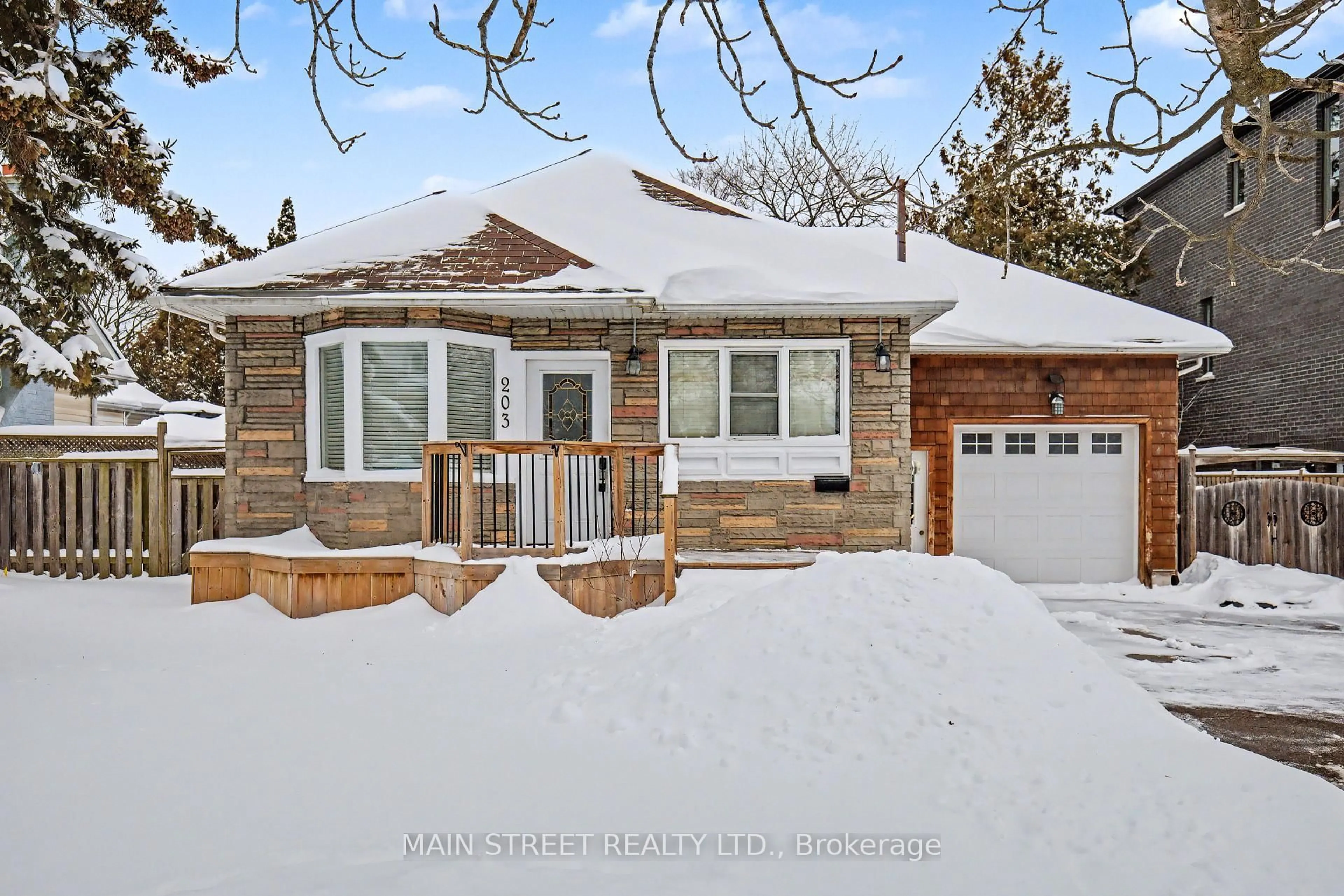 Home with brick exterior material, street for 203 Gibbons St, Oshawa Ontario L1J 4Y1