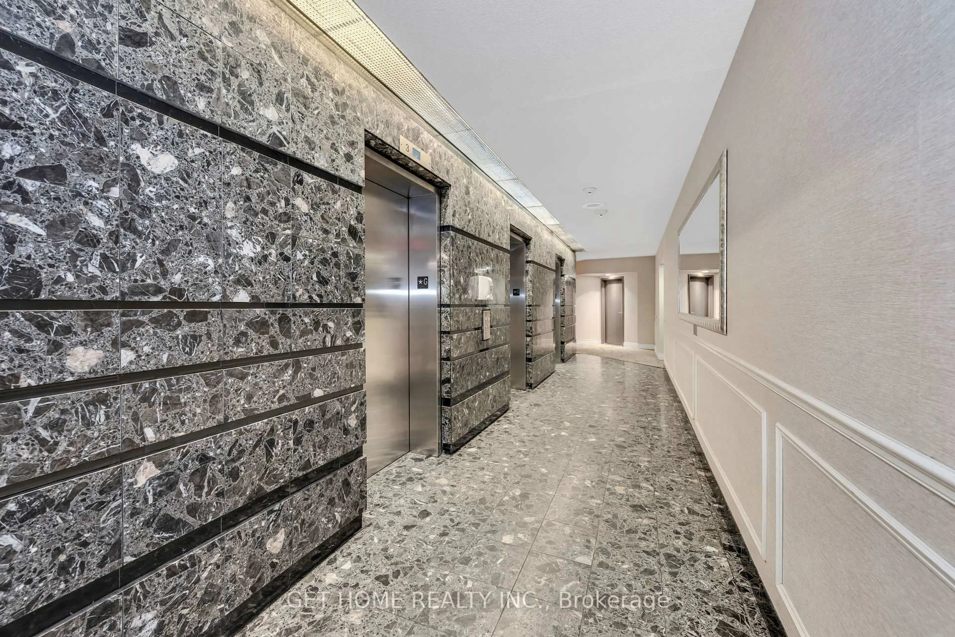 Indoor foyer for 4725 Sheppard Ave #909, Toronto Ontario M1S 5B2