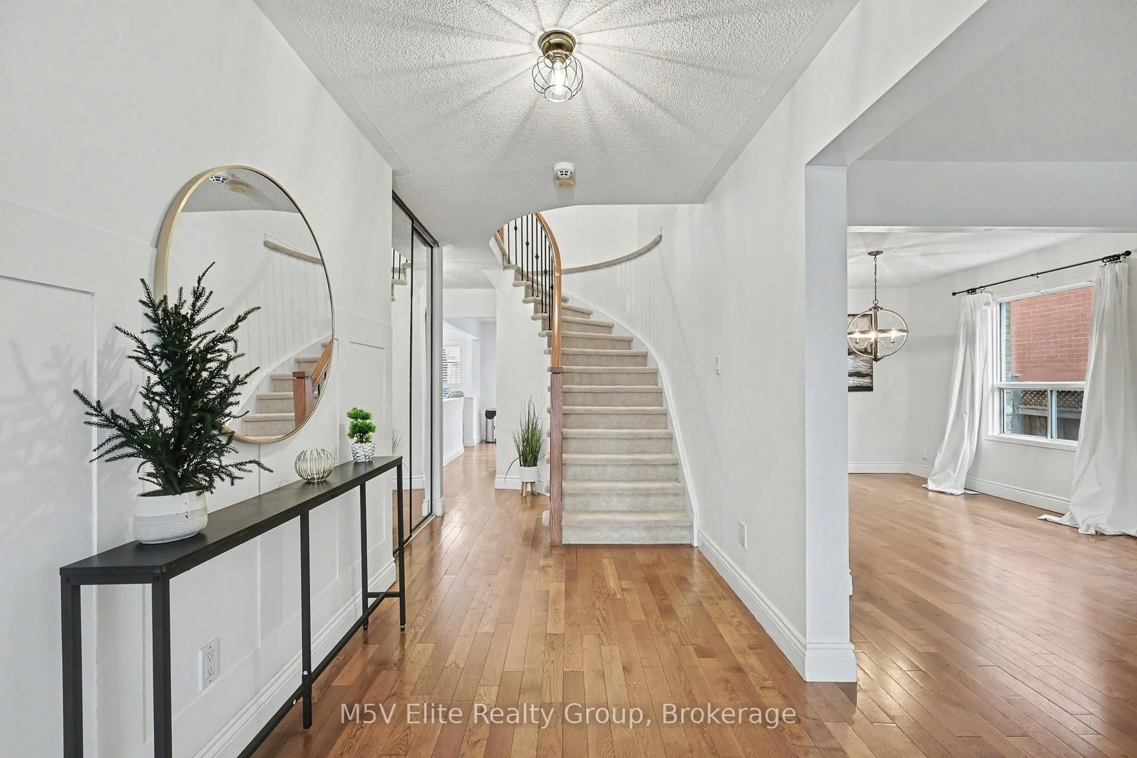 Indoor entryway for 12 Donald Wilson St, Whitby Ontario L1R 2H5