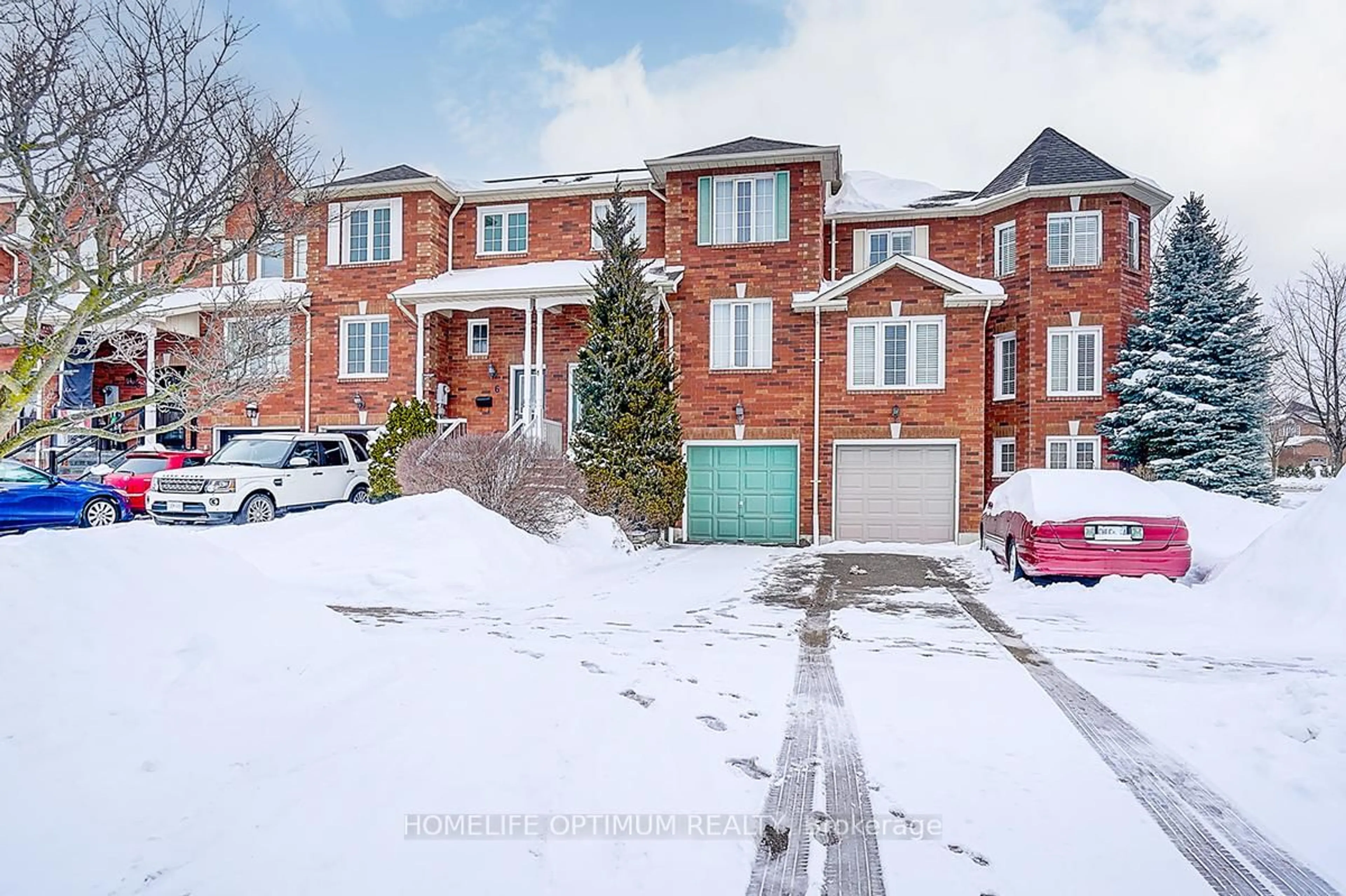 A pic from outside/outdoor area/front of a property/back of a property/a pic from drone, street for 4 Smales Dr, Ajax Ontario L1Z 1G5