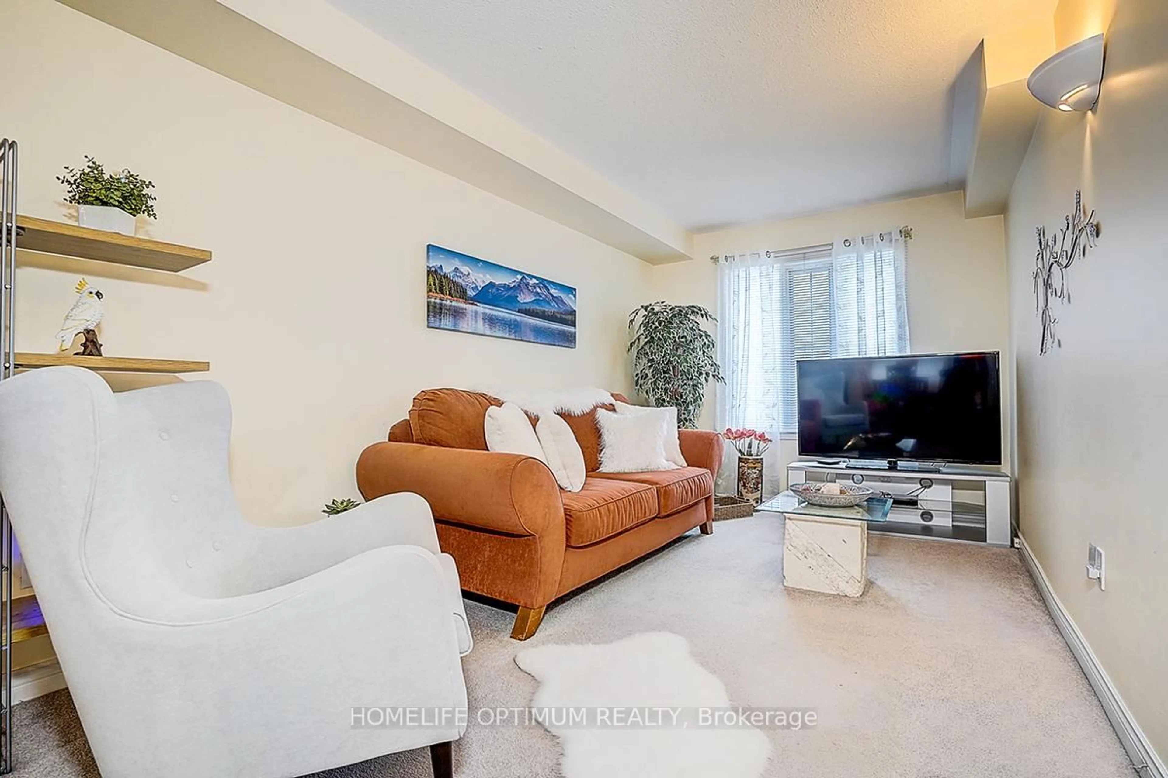 Living room with furniture, unknown for 4 Smales Dr, Ajax Ontario L1Z 1G5