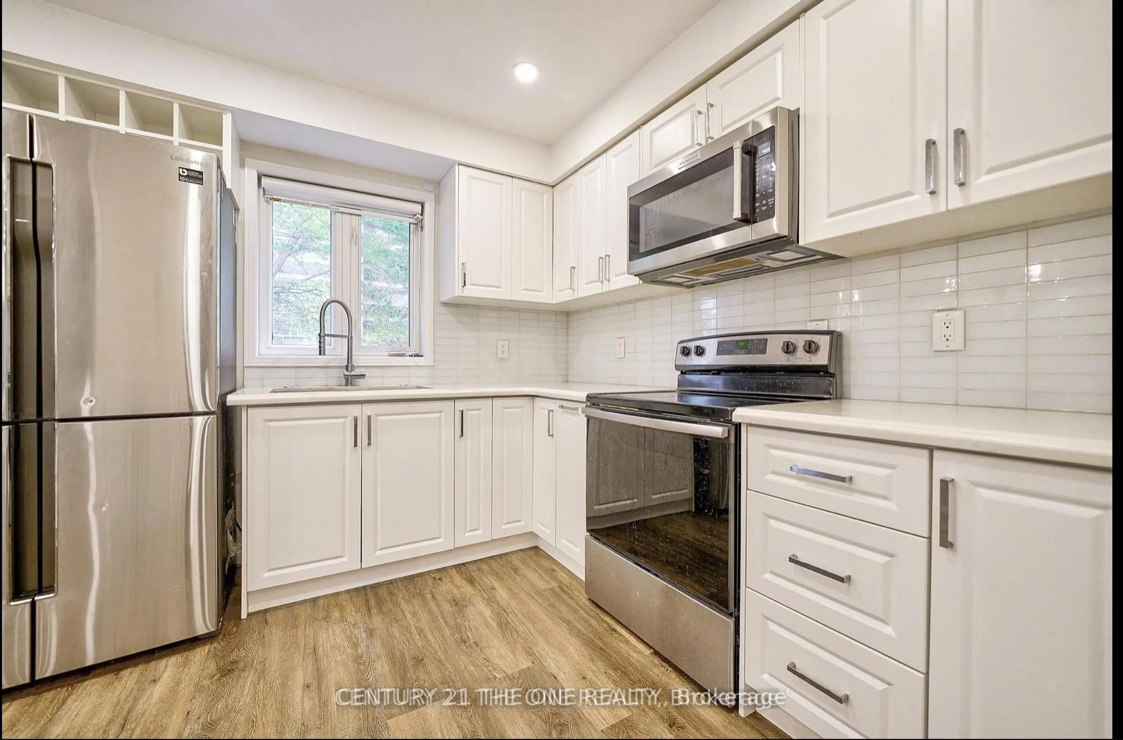 Open concept kitchen, unknown for 76 Highhill Dr, Toronto Ontario M1T 1N7