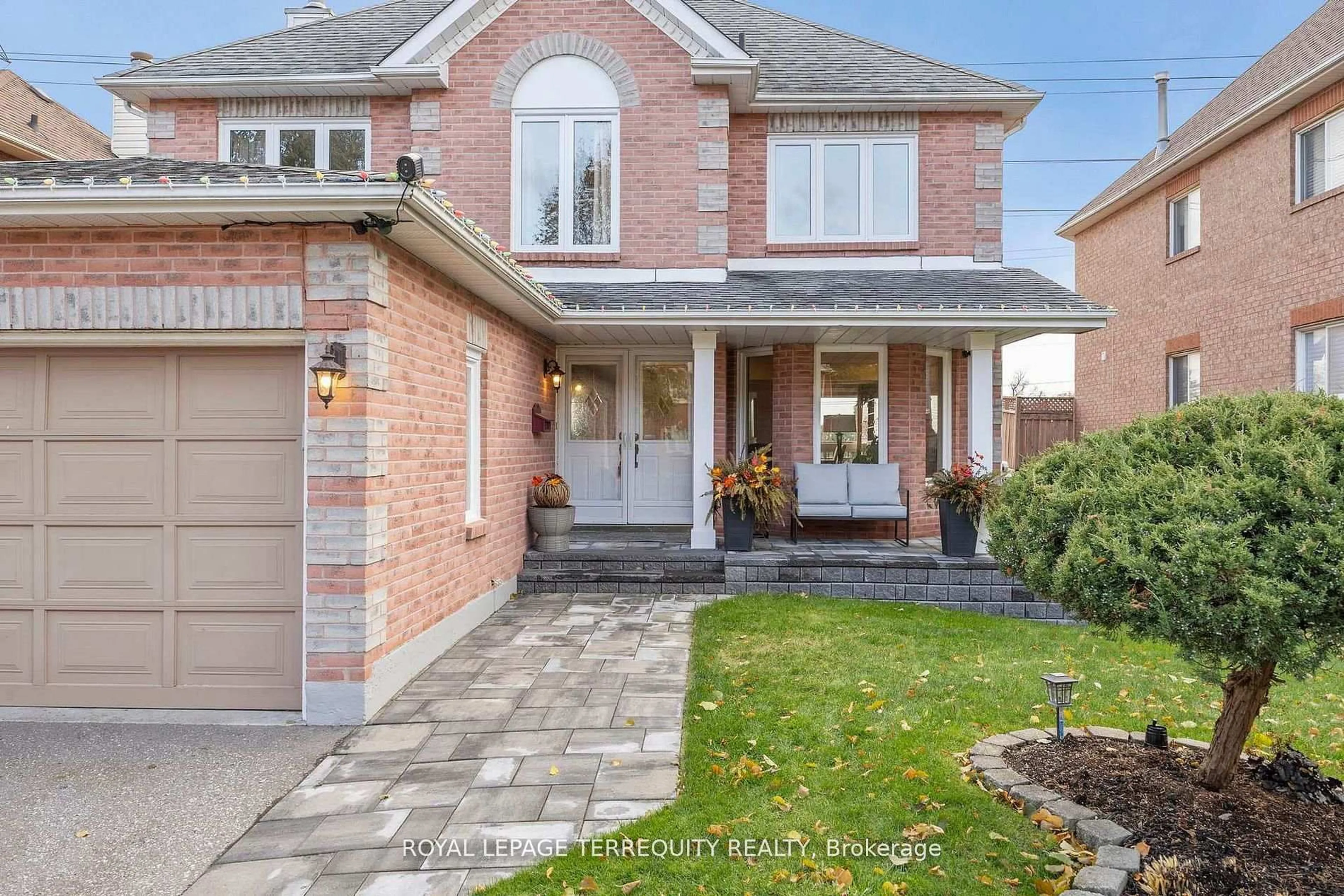 Home with brick exterior material, street for 1080 Wildrose Cres, Pickering Ontario L1X 2R3