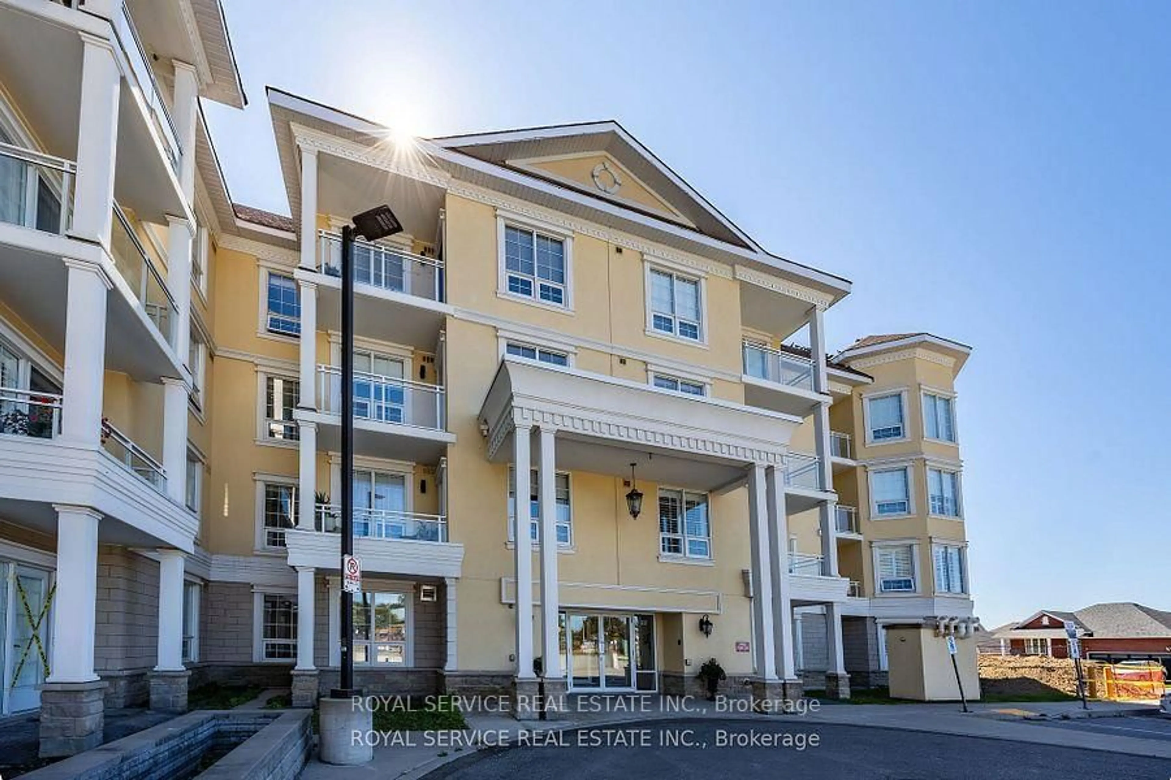 Unknown for 21 Brookhouse Dr #220, Clarington Ontario L1B 0V4