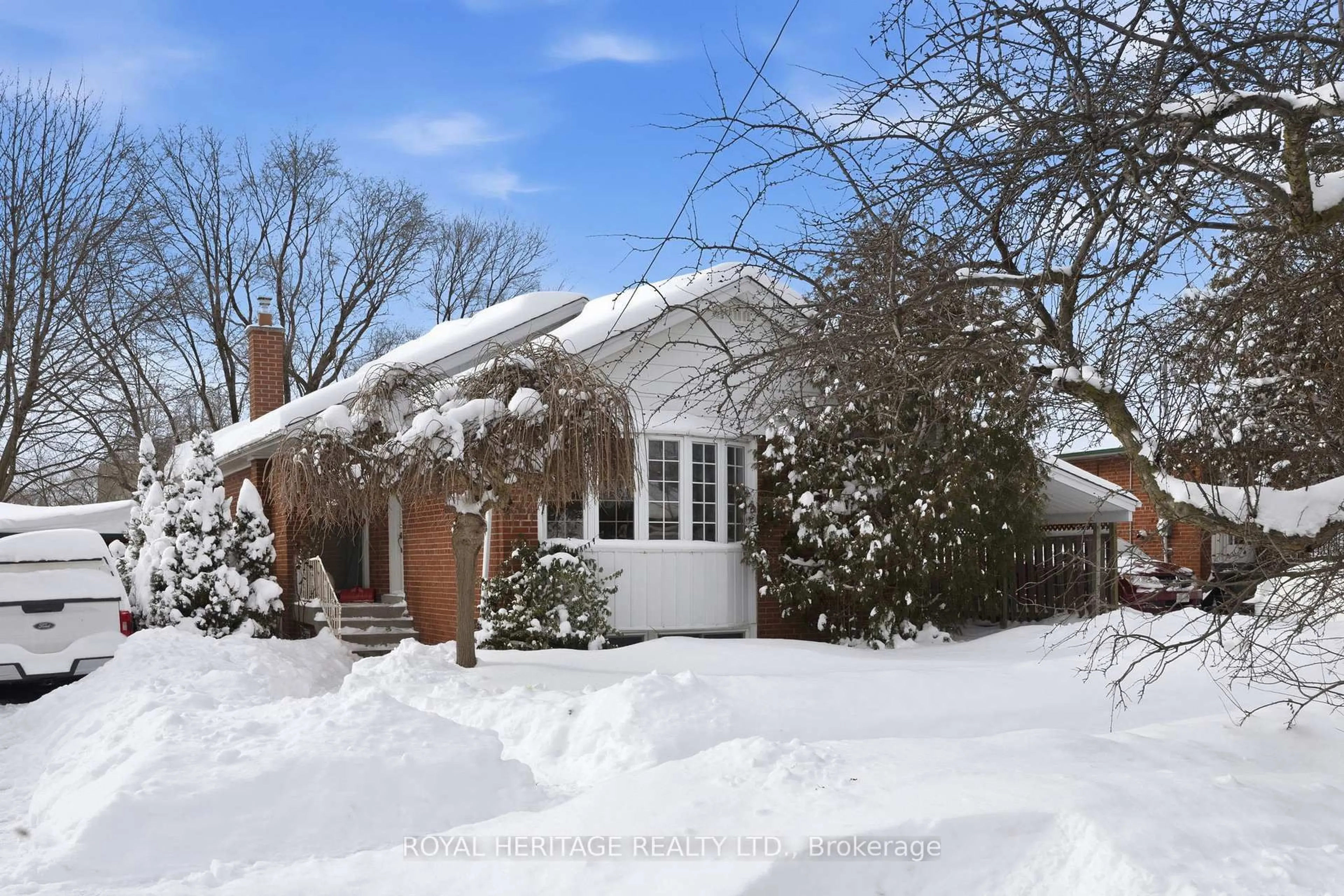 Home with brick exterior material, street for 47 Shropshire Dr, Toronto Ontario M1P 1Y8