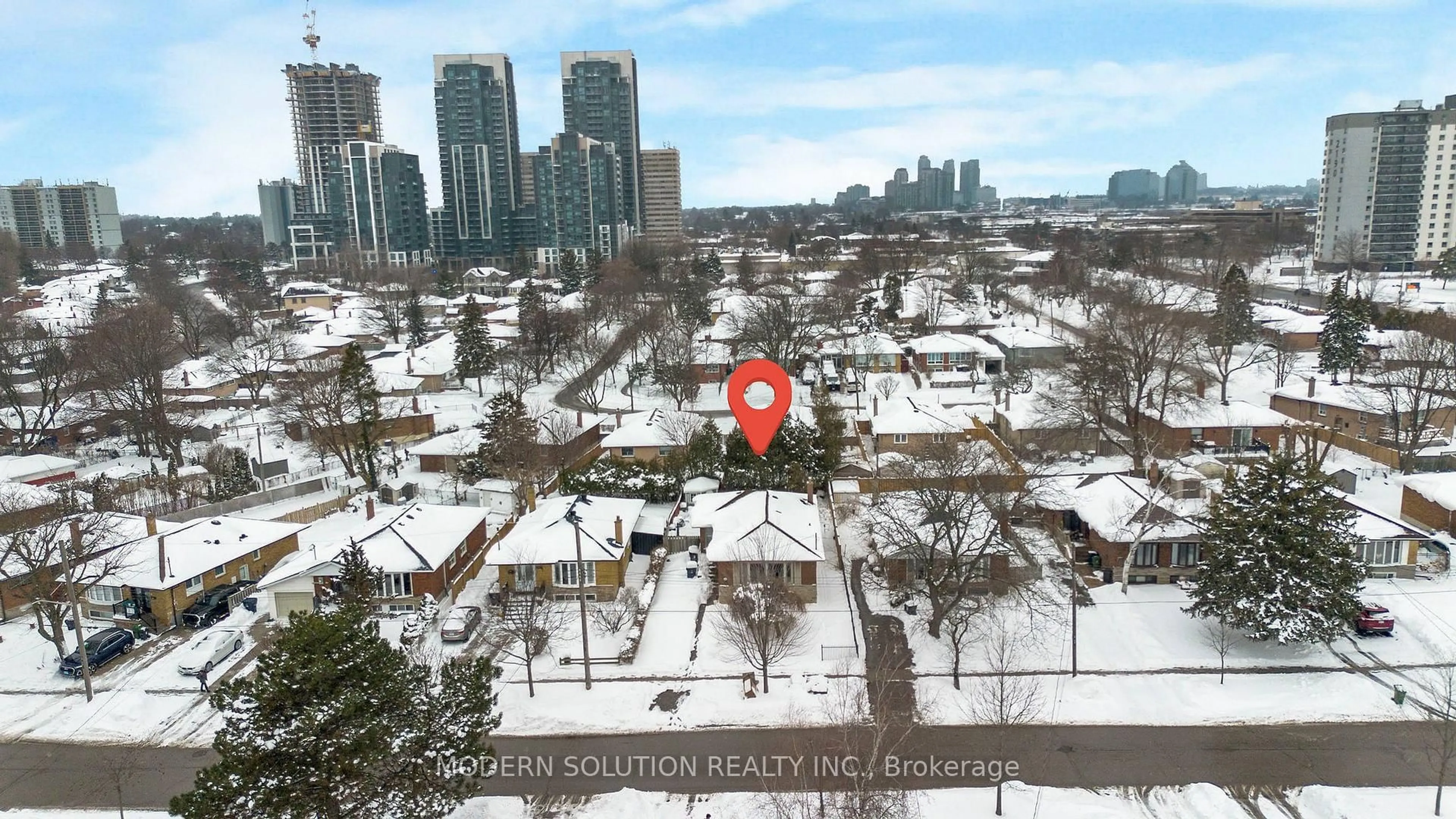 A pic from outside/outdoor area/front of a property/back of a property/a pic from drone, city buildings view from balcony for 20 Gander Dr, Toronto Ontario M1G 2W1