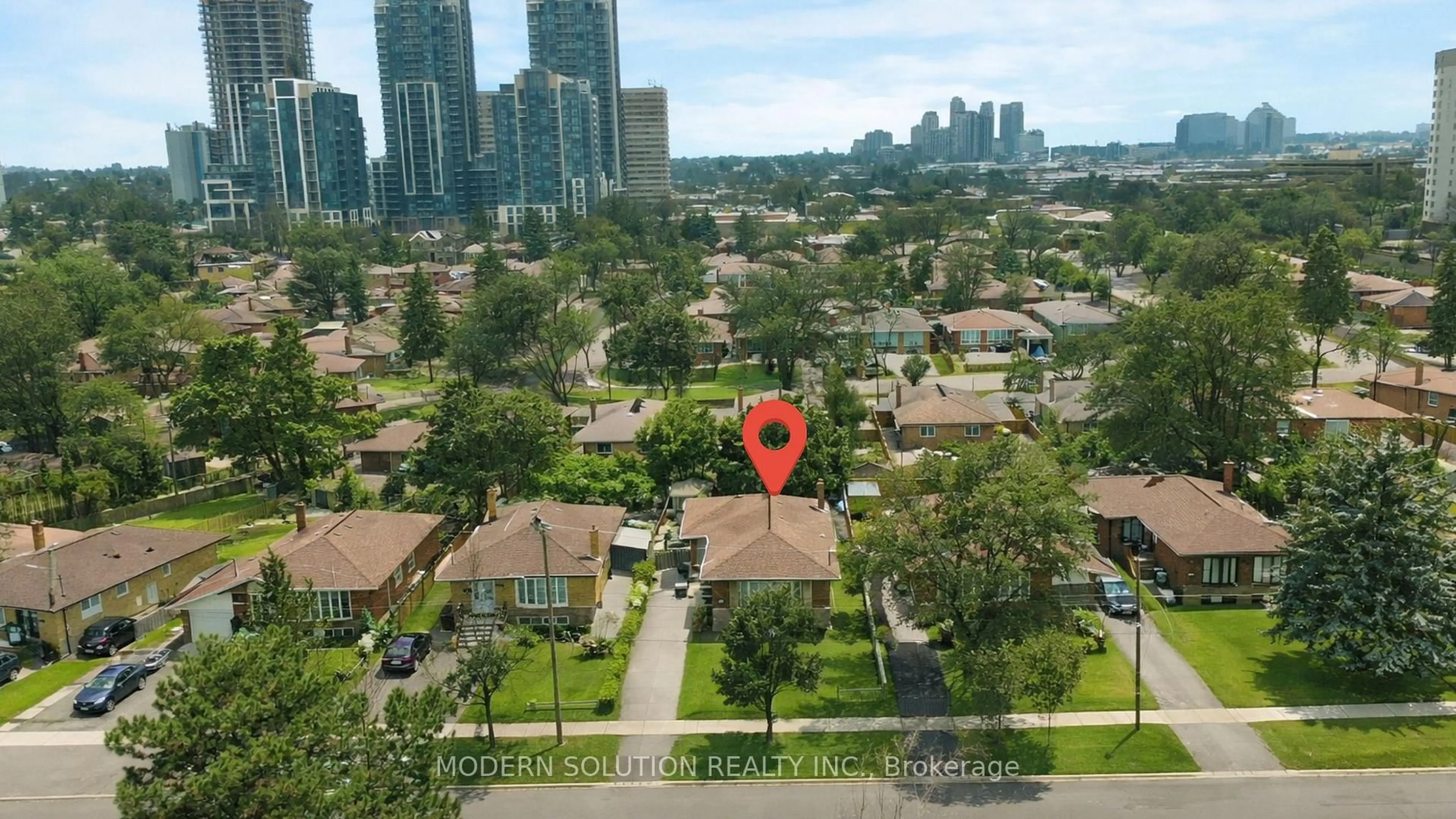 A pic from outside/outdoor area/front of a property/back of a property/a pic from drone, city buildings view from balcony for 20 Gander Dr, Toronto Ontario M1G 2W1