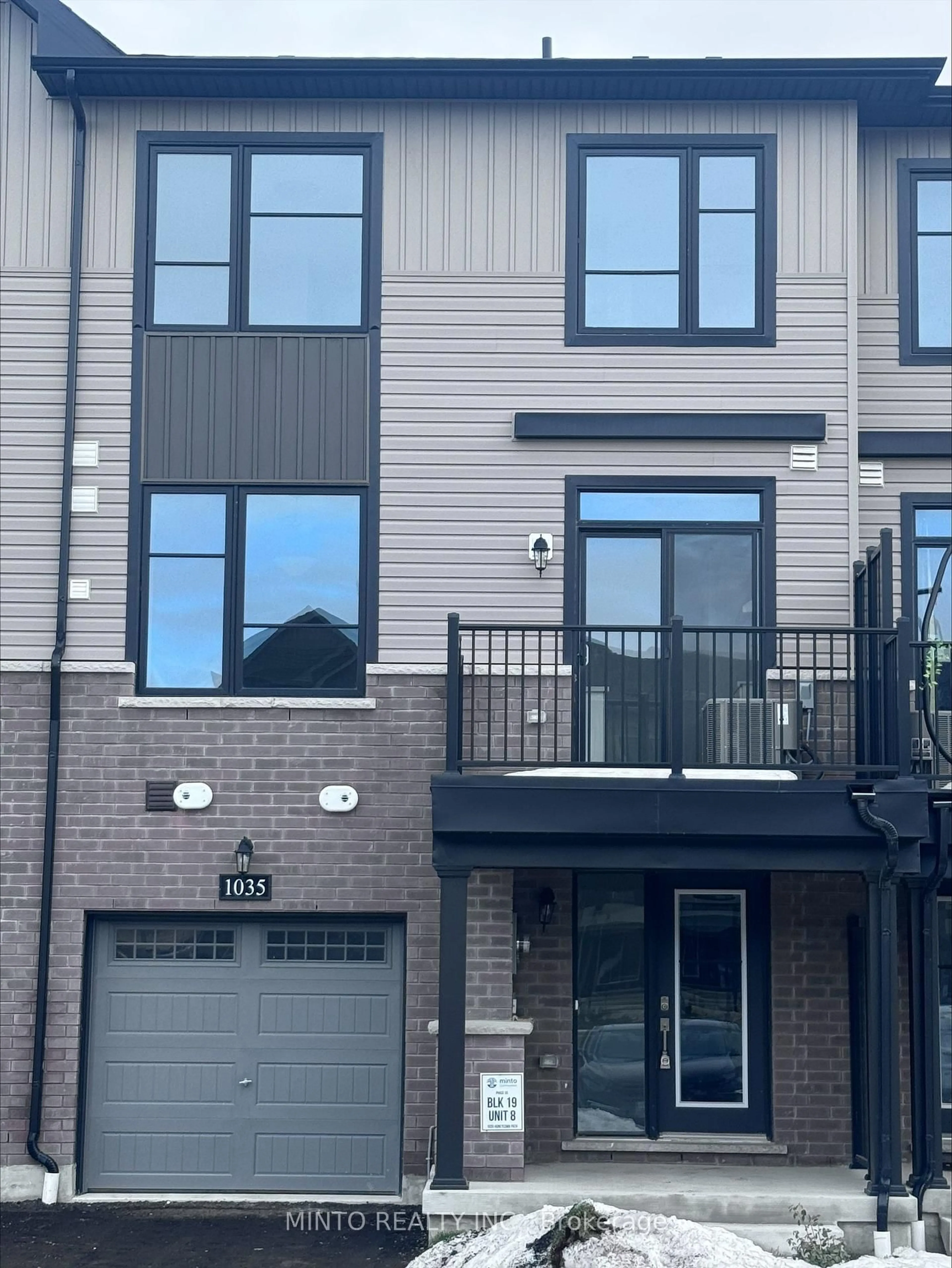 Unknown for 1035 Honeycomb Path, Oshawa Ontario L1L 0X1