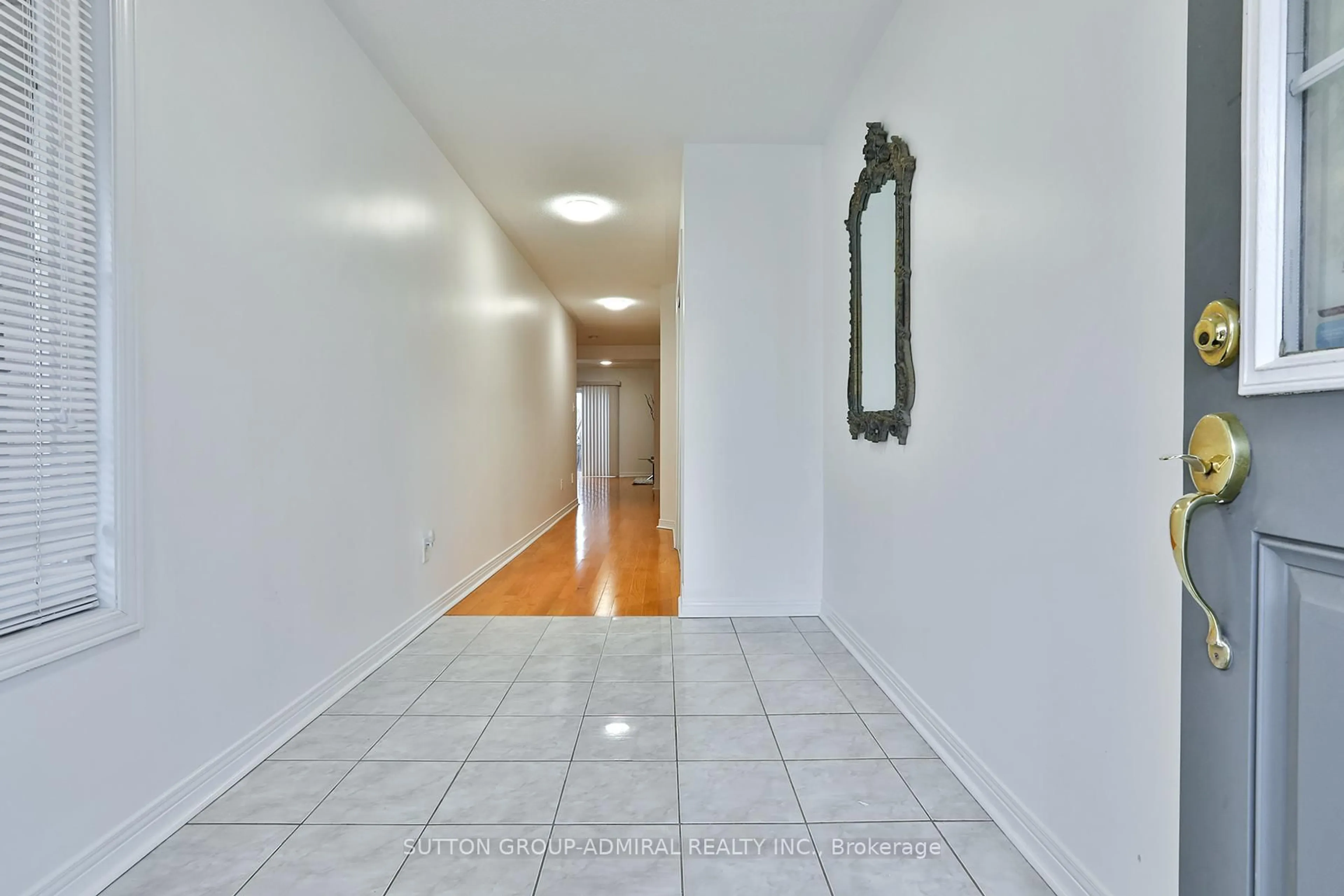 Indoor foyer for 13 Pilkington Dr, Toronto Ontario M1L 0B7
