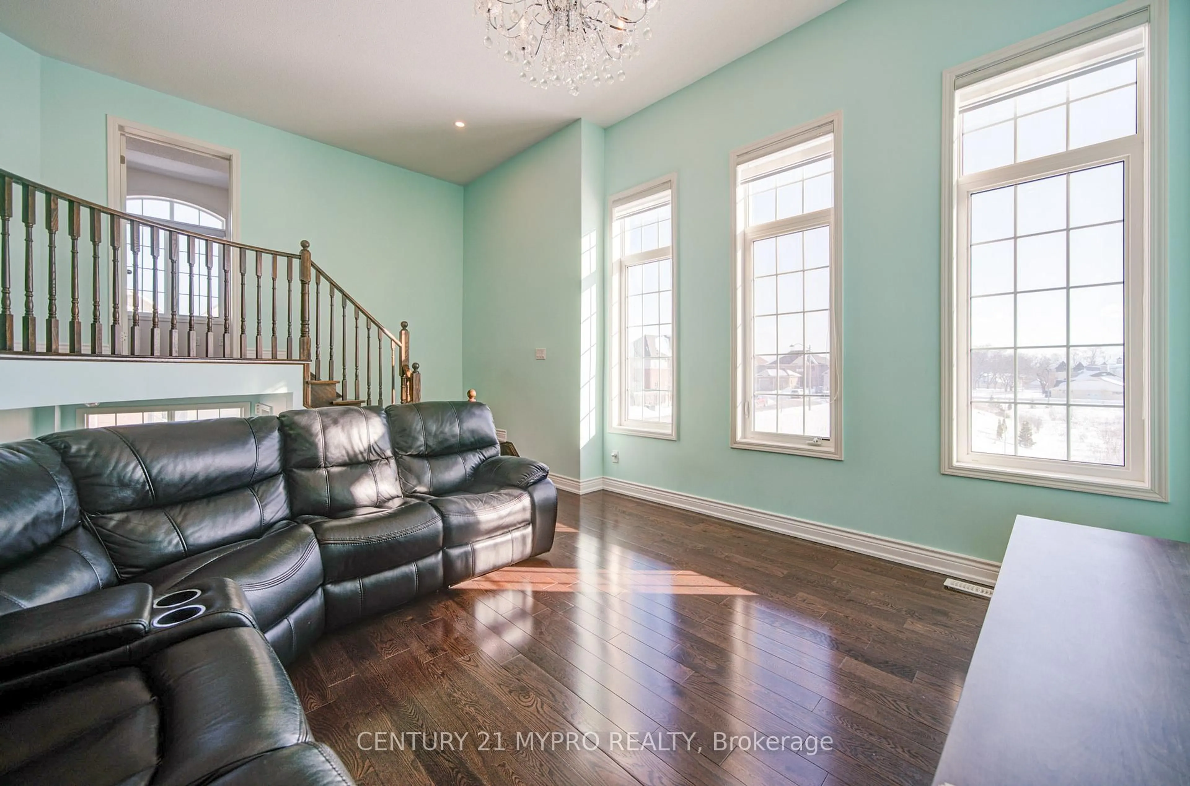 Unknown for 2360 Dress Circle Cres, Oshawa Ontario L1L 0L8