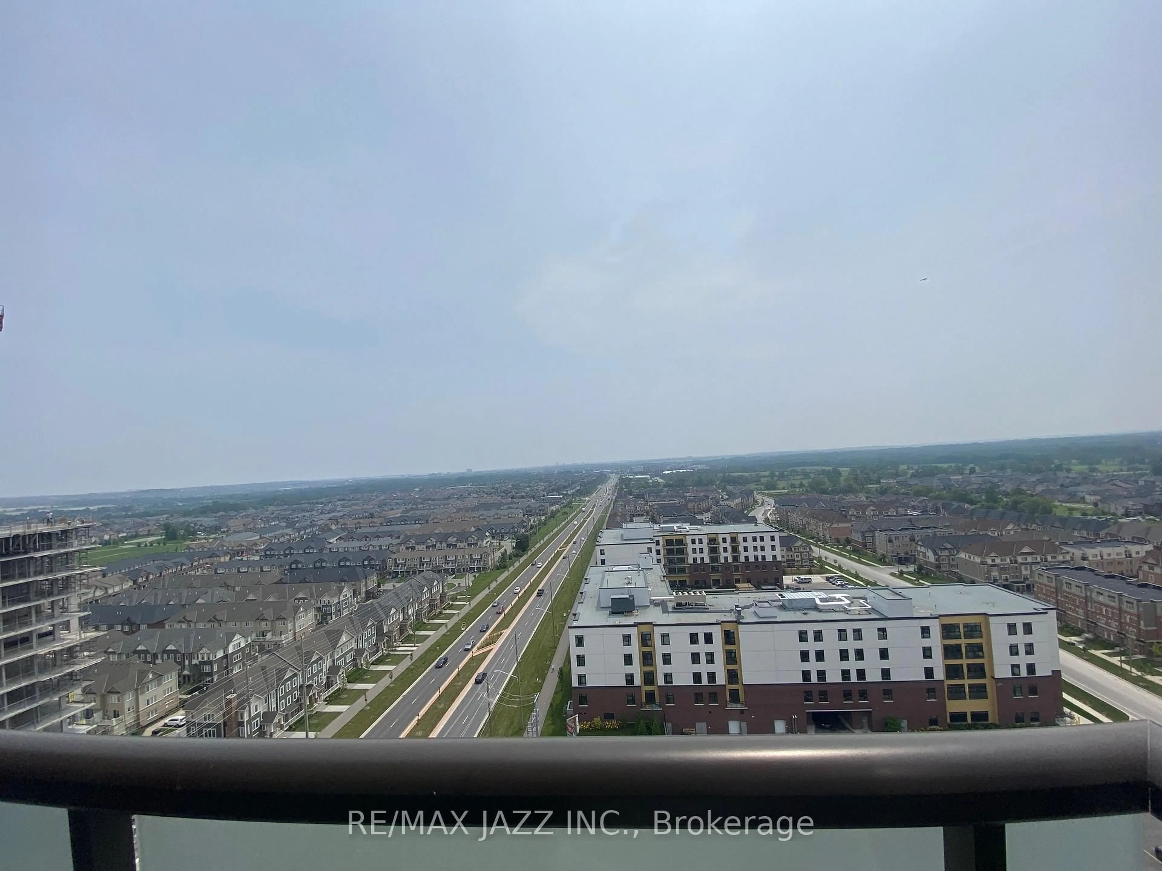 Blurry image for 2550 Simcoe St #1716, Oshawa Ontario L1L 0R5