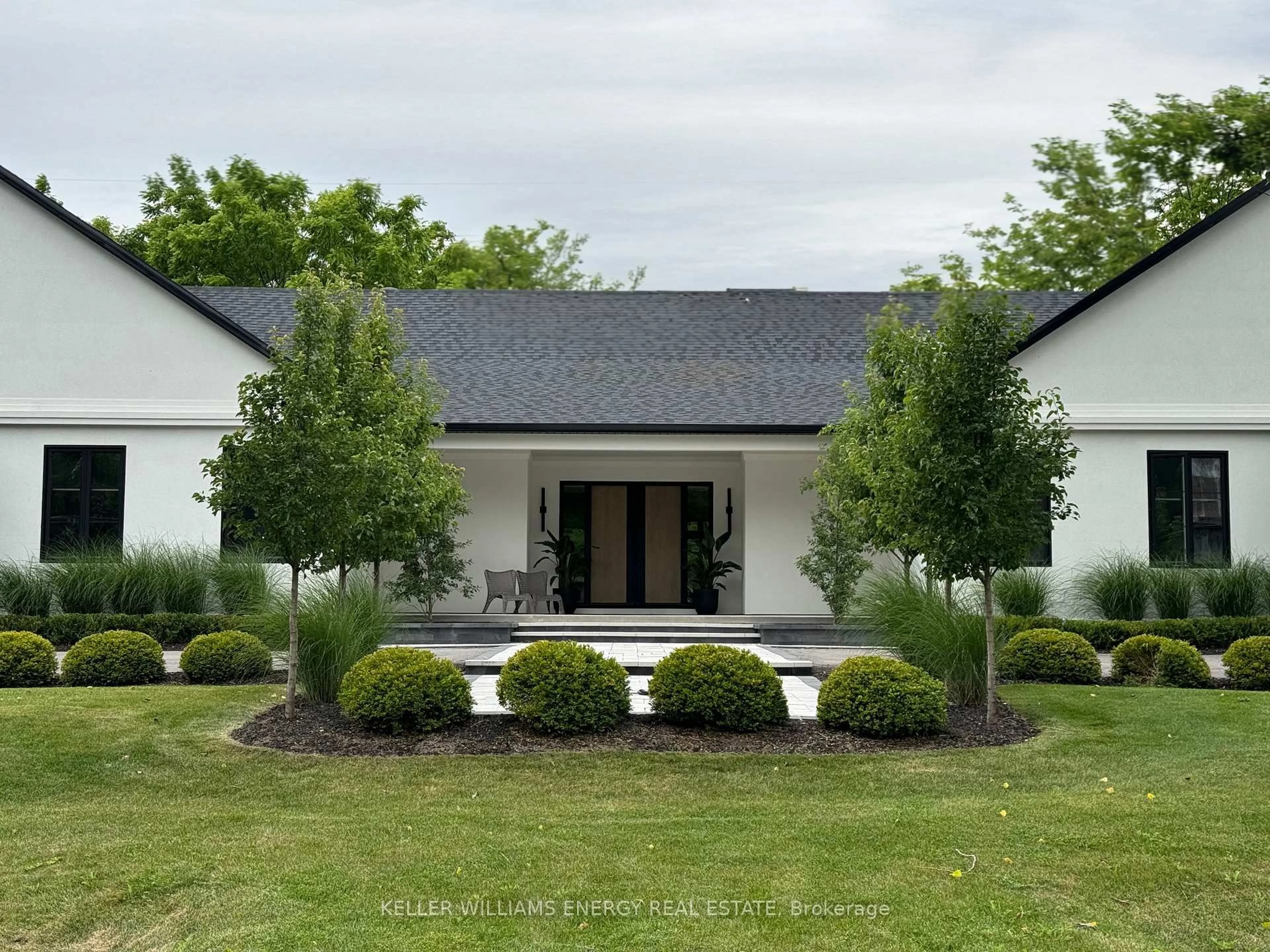 Unknown for 16 Metcalf St, Clarington Ontario L1B 0H4