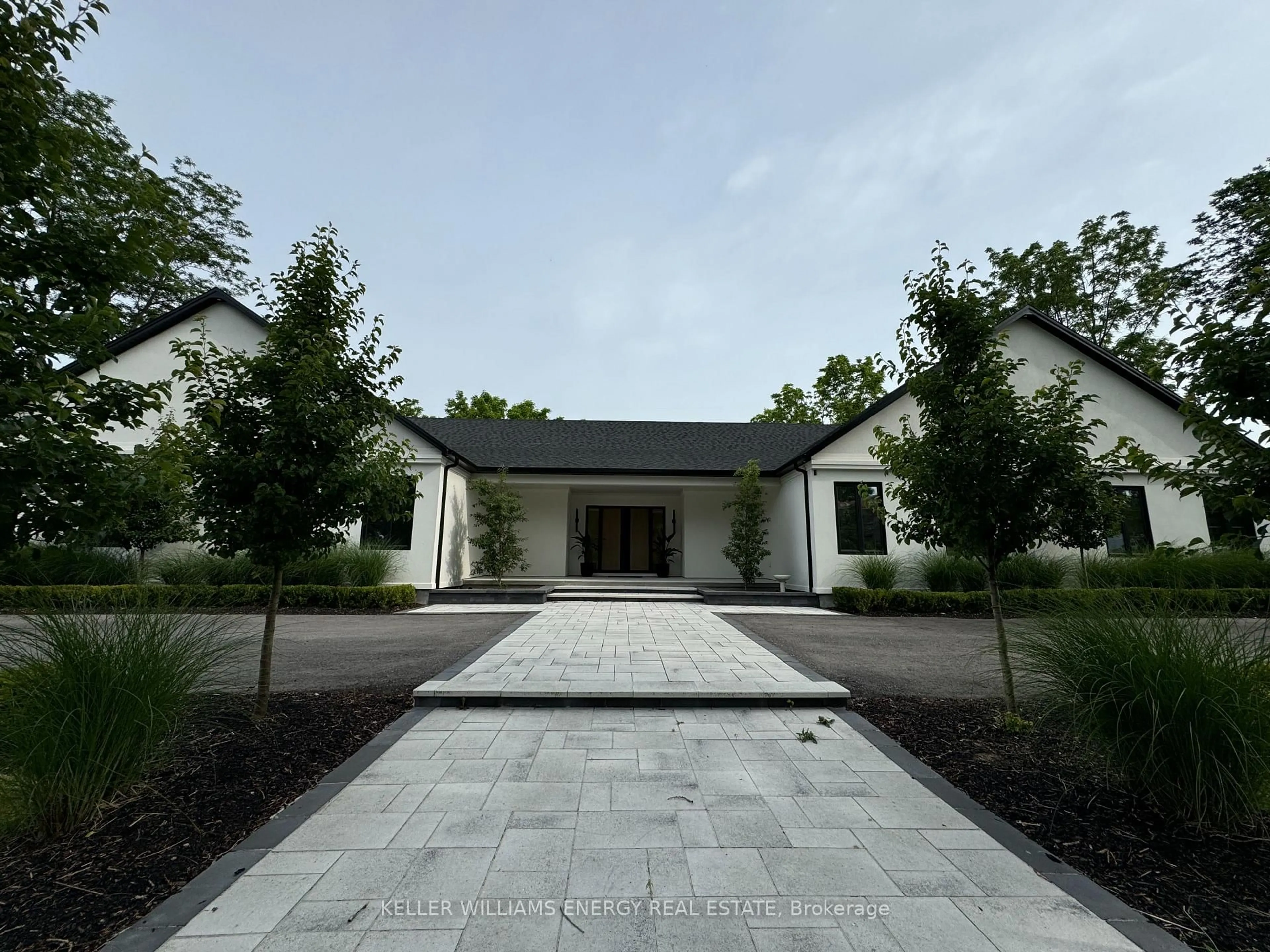 Unknown for 16 Metcalf St, Clarington Ontario L1B 0H4