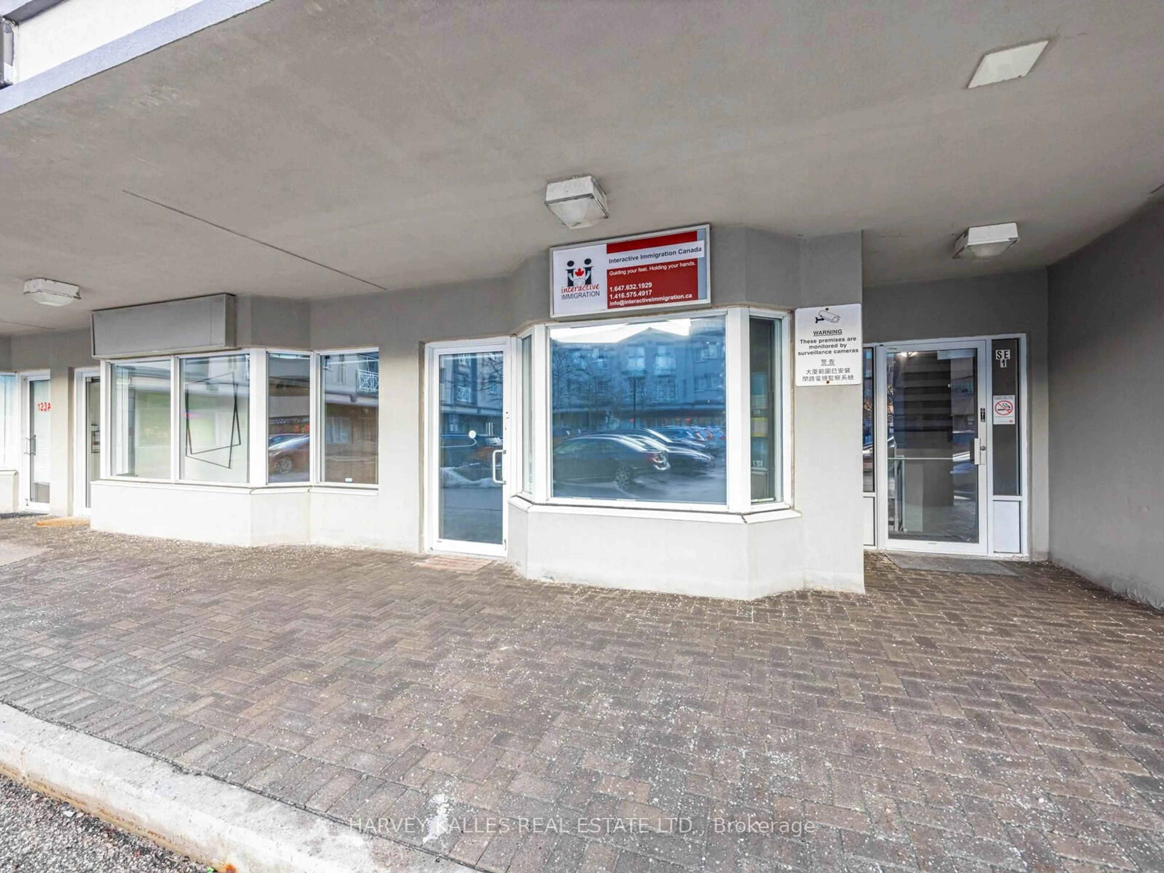 Indoor foyer for 2351 Kennedy Rd #126, Toronto Ontario M1T 3G9