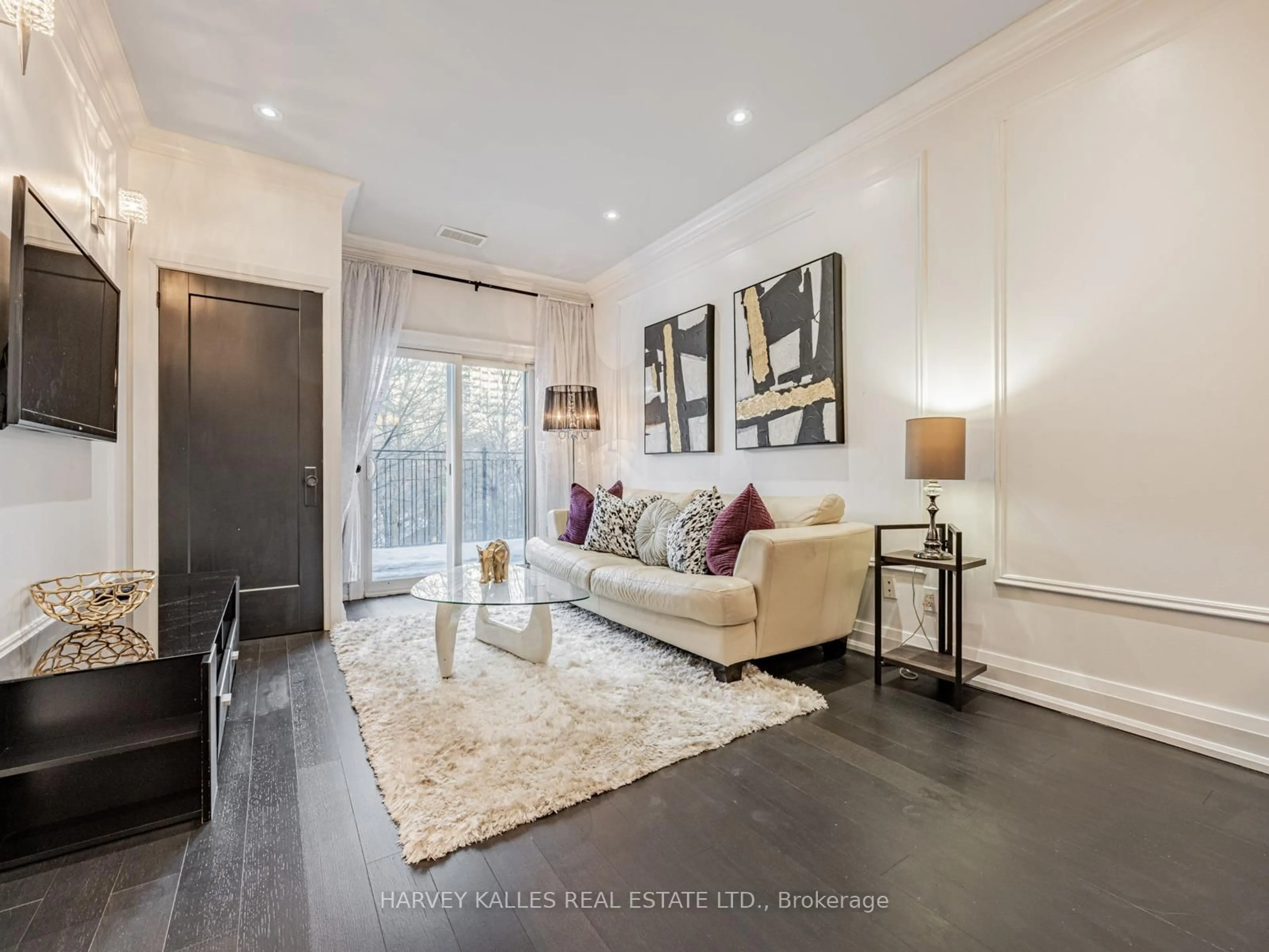 Living room with furniture, unknown for 2351 Kennedy Rd #126, Toronto Ontario M1T 3G9