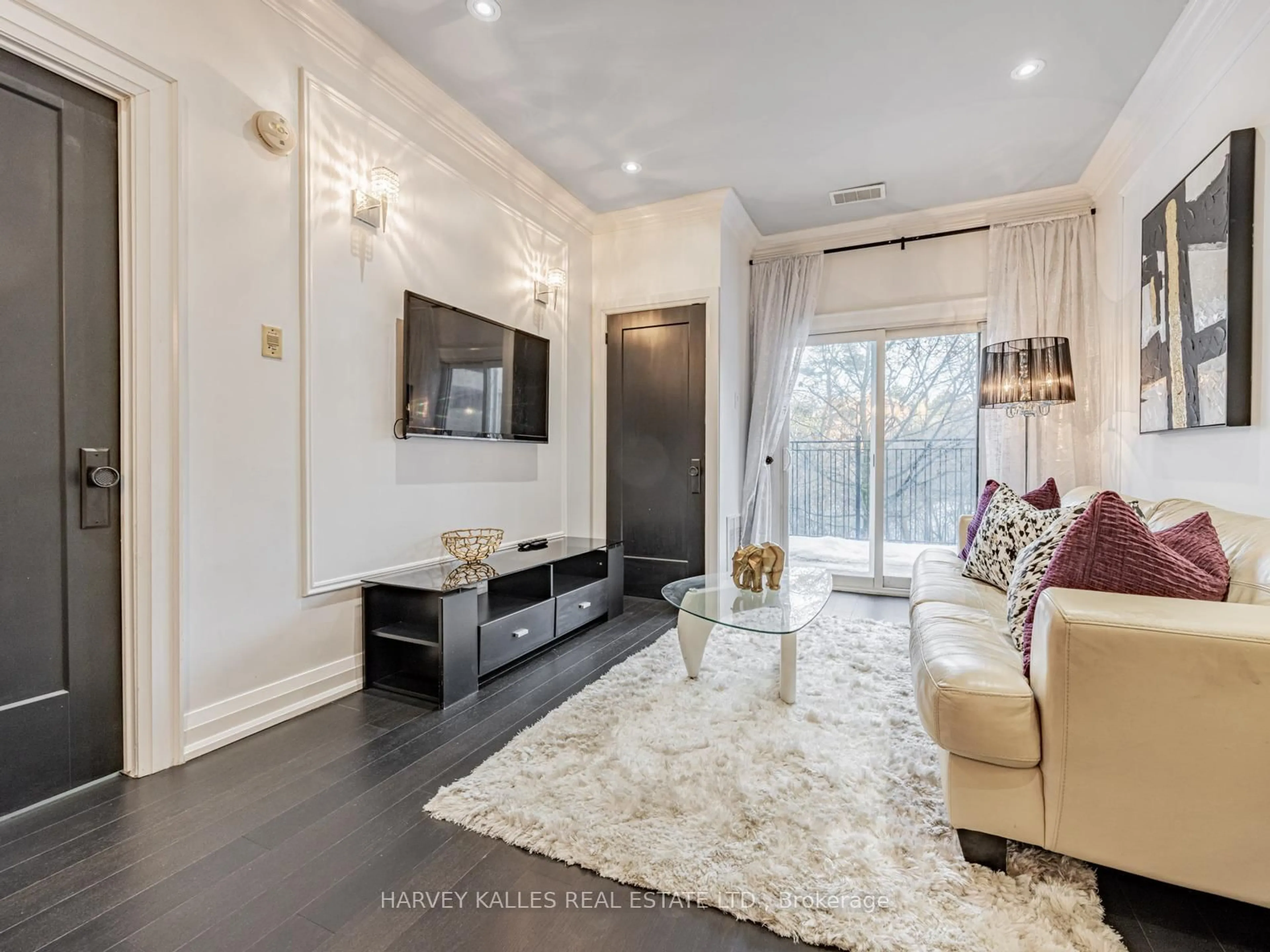 Living room with furniture, unknown for 2351 Kennedy Rd #126, Toronto Ontario M1T 3G9