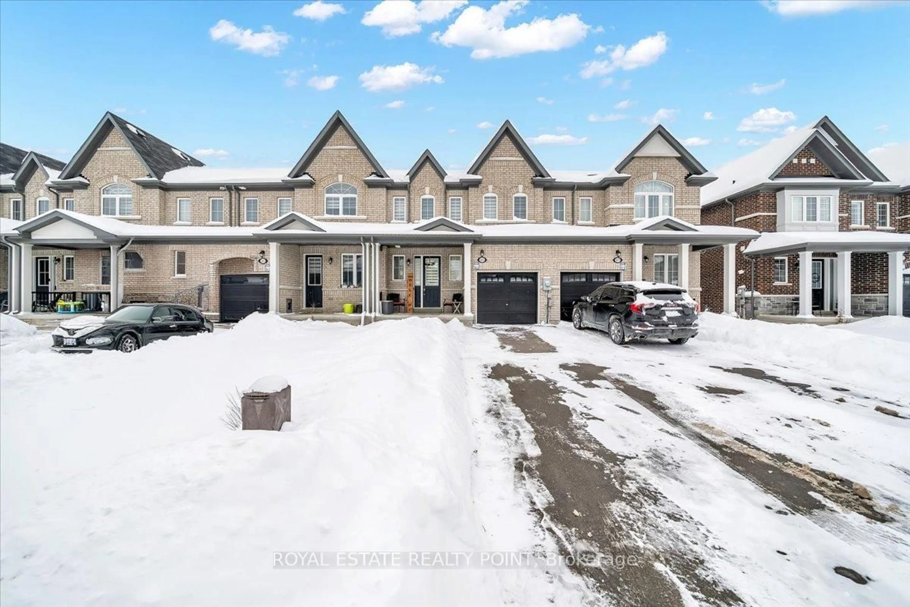 A pic from outside/outdoor area/front of a property/back of a property/a pic from drone, unknown for 105 Bill Hutchinson Cres, Clarington Ontario L1C 4T5