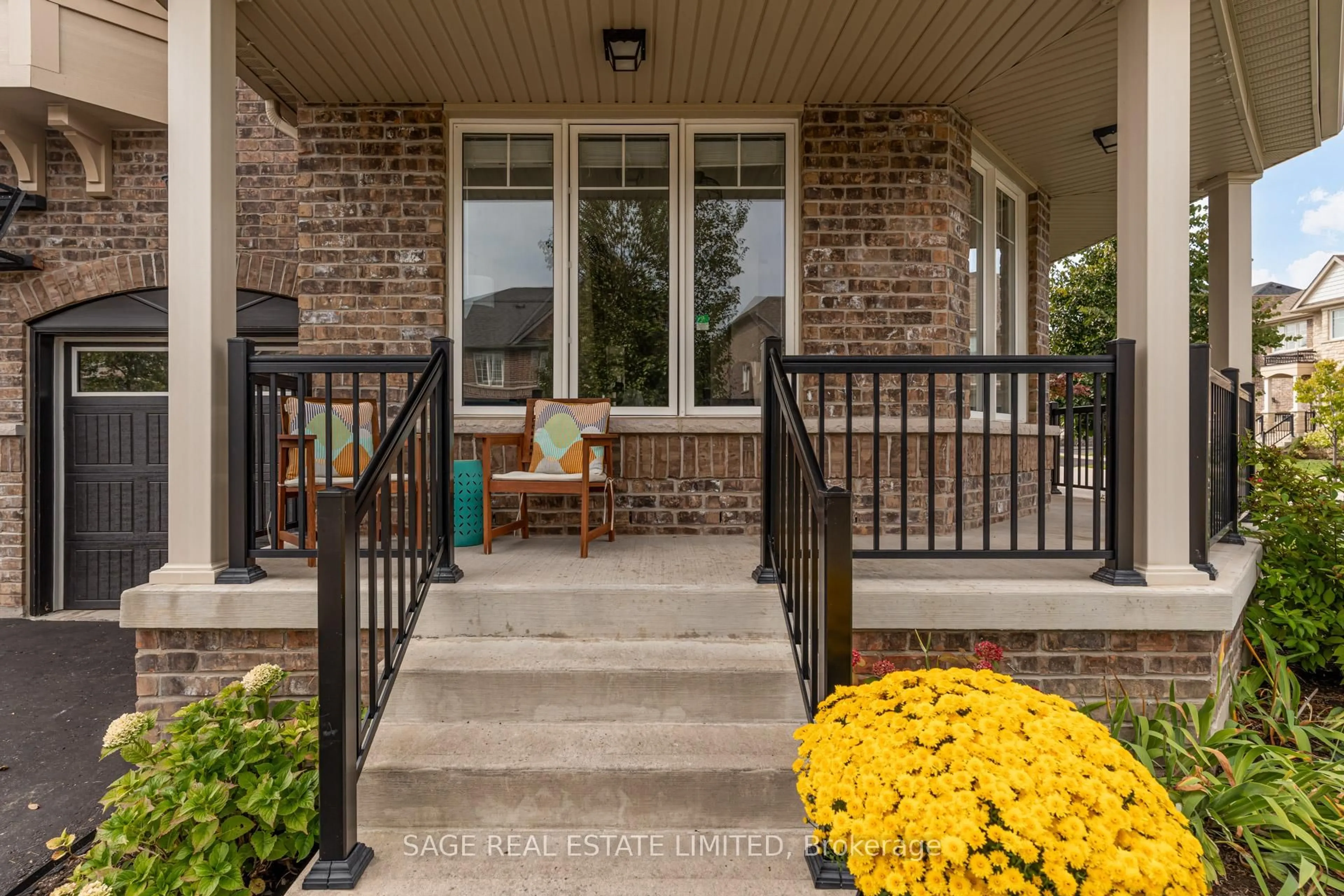 Unknown for 43 Bignell Cres, Ajax Ontario L1Z 0P7