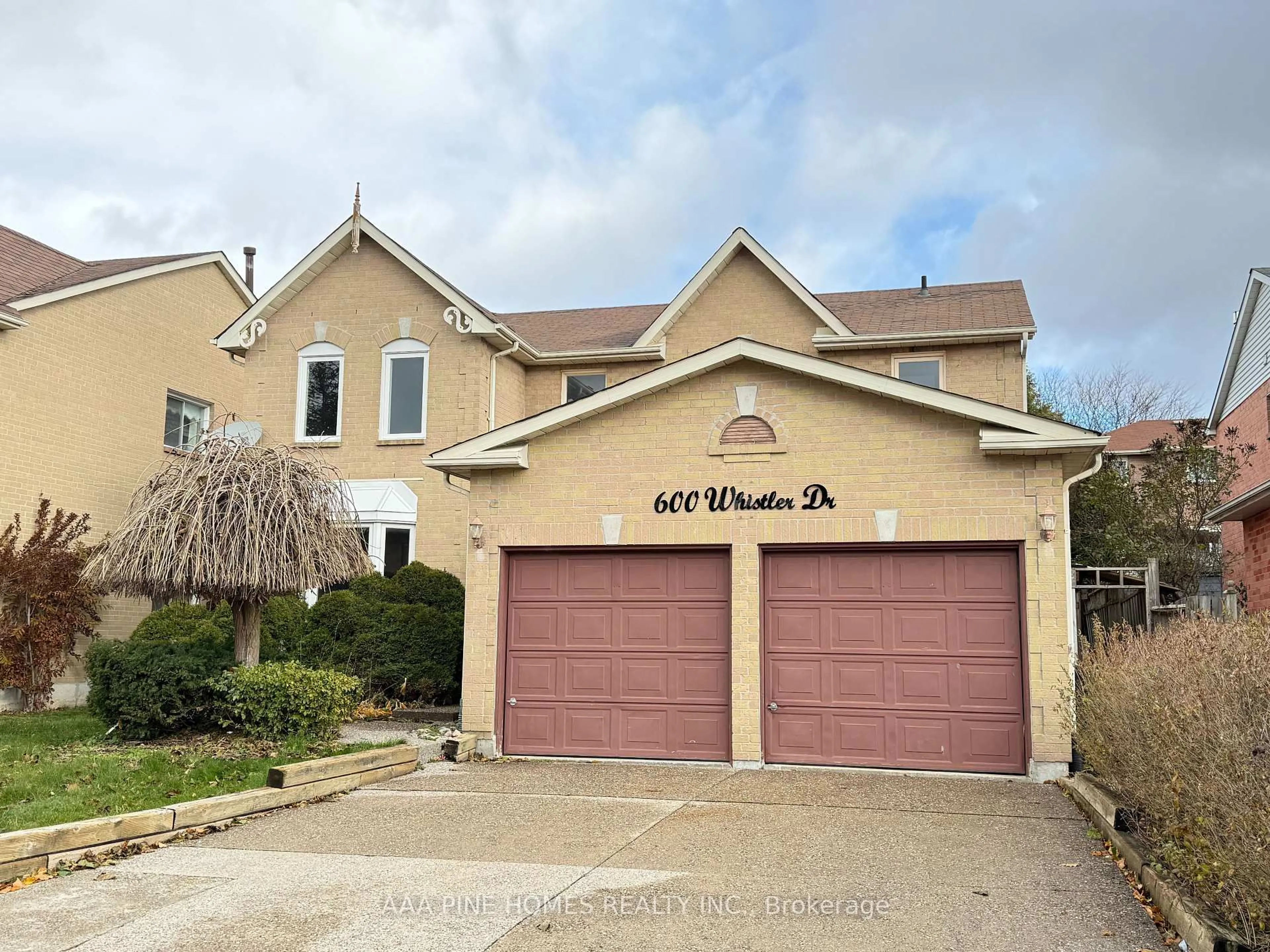 Unknown for 600 Whistler Dr, Oshawa Ontario L1J 8K2