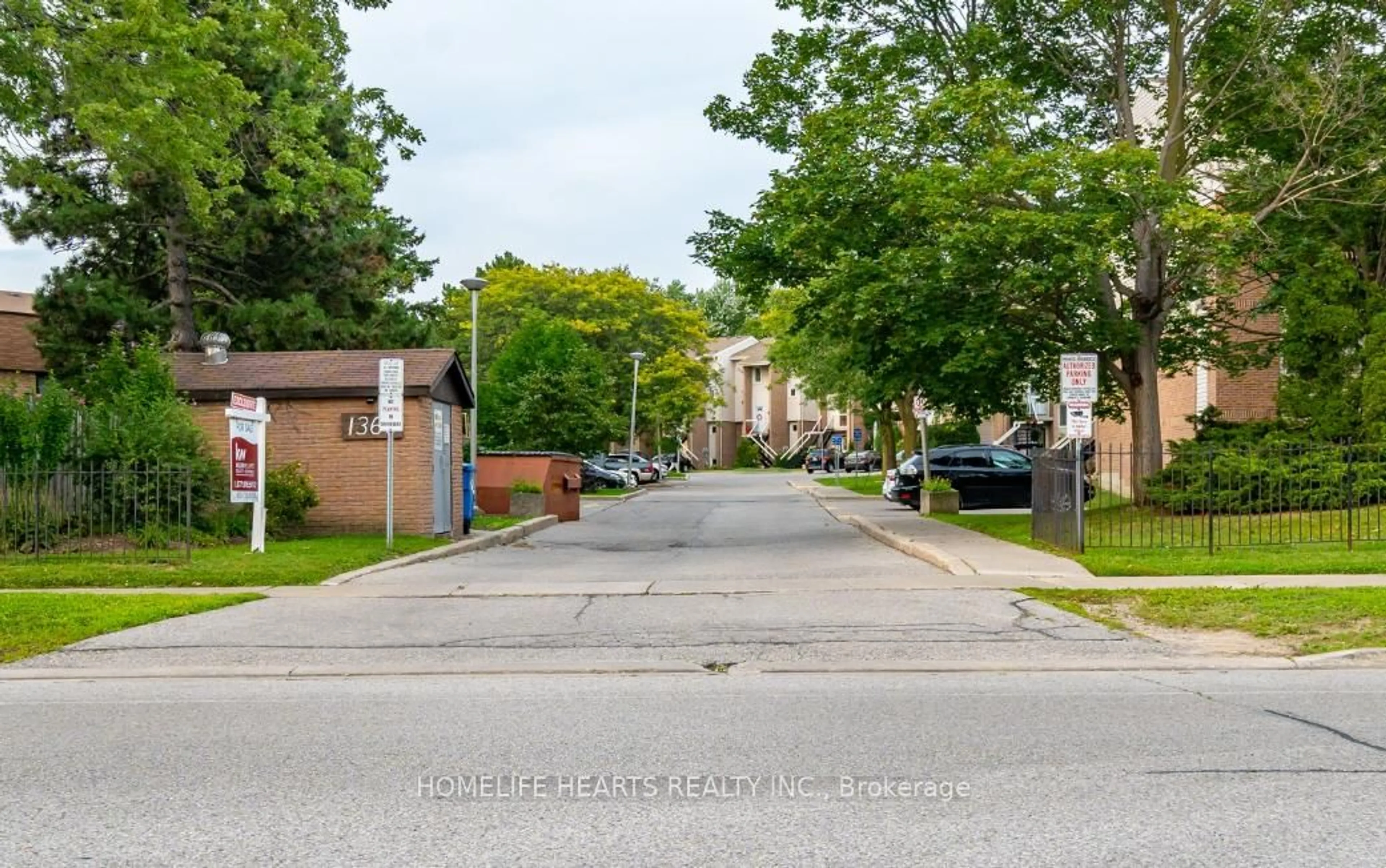 A pic from outside/outdoor area/front of a property/back of a property/a pic from drone, street for 1360 Glenanna Rd #16A, Pickering Ontario L1V 2T5