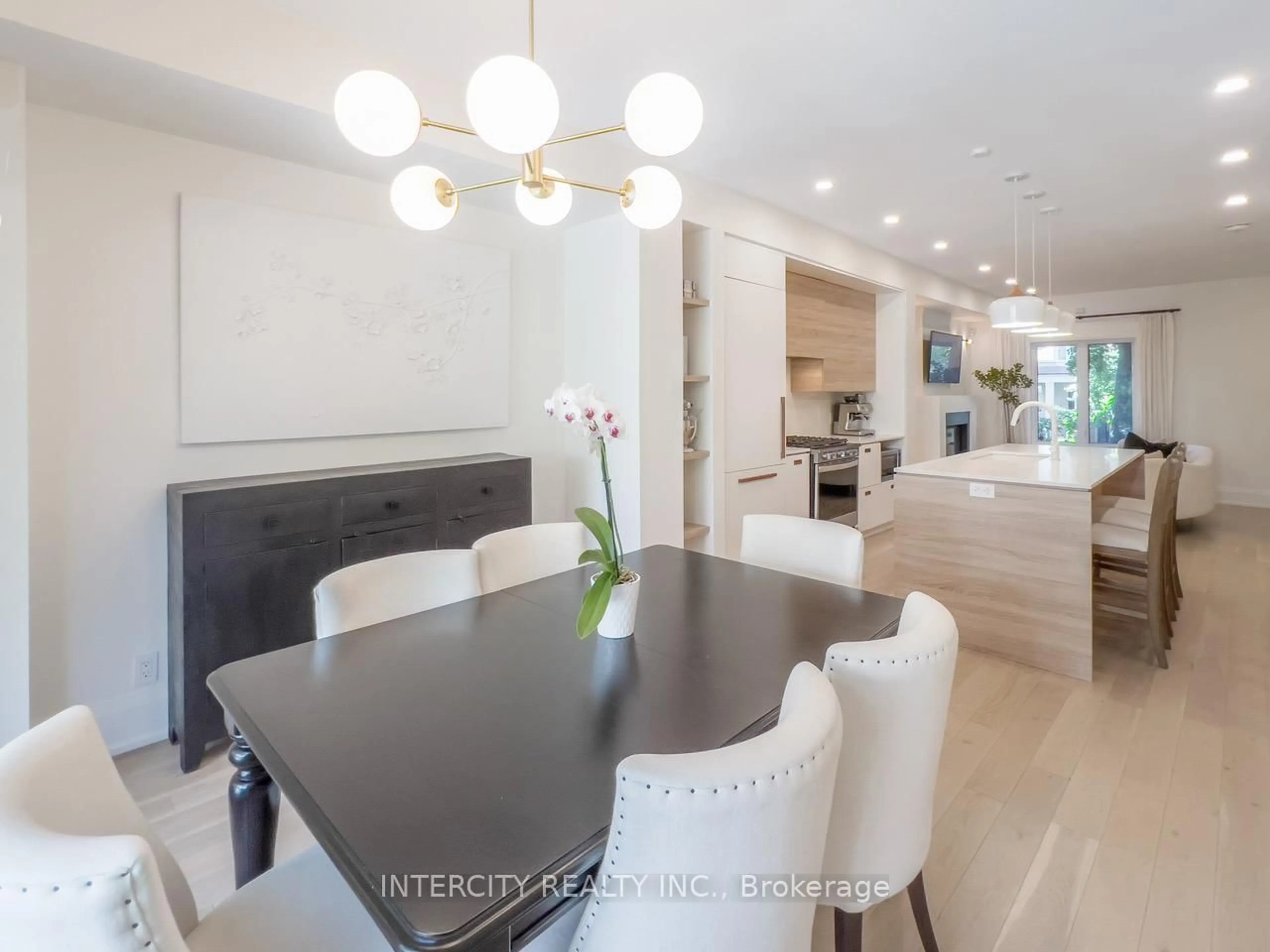 Open concept kitchen, unknown for 92 Dagmar Ave, Toronto Ontario M4M 1W2