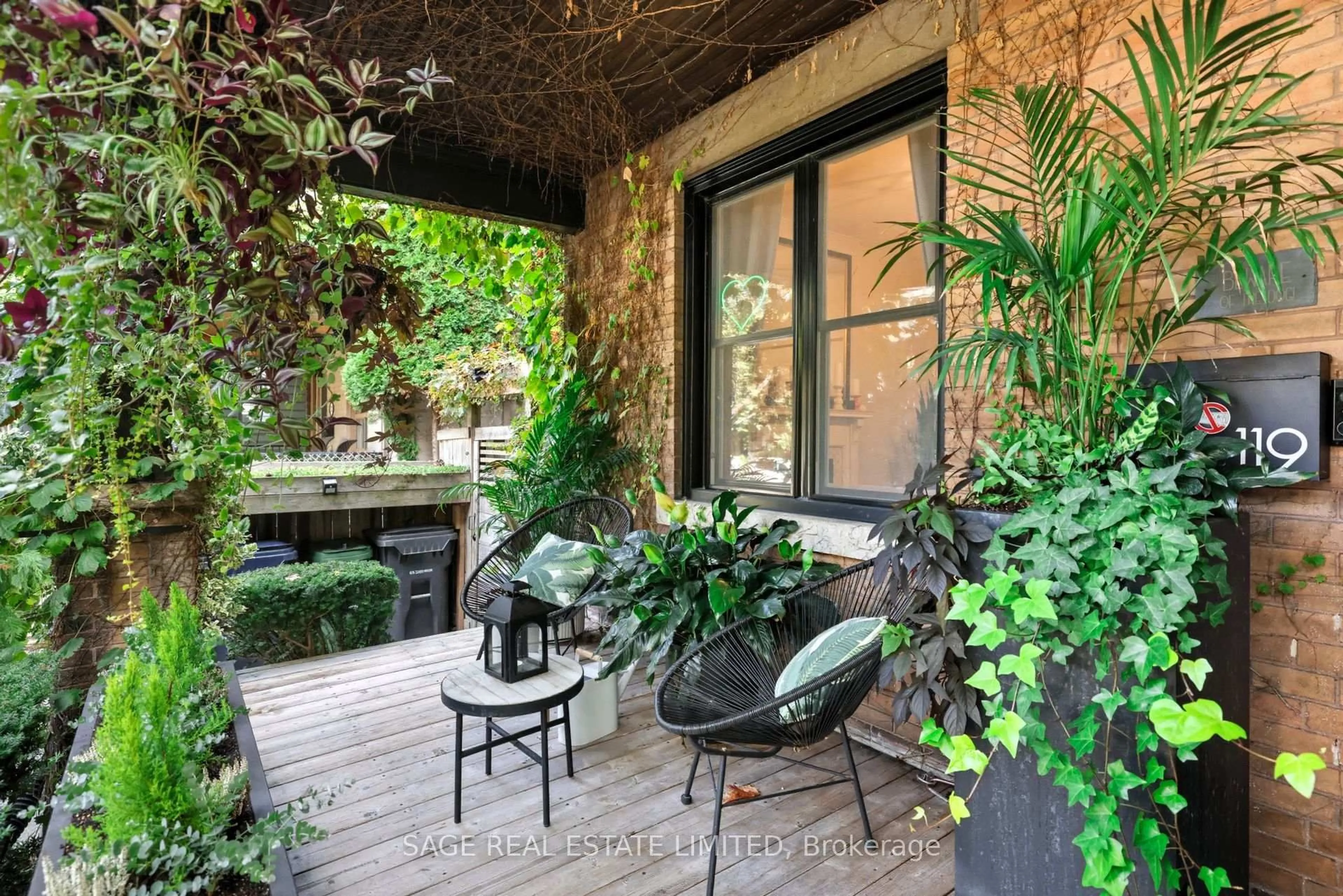 Patio, street for 119 Woodfield Rd, Toronto Ontario M4L 2W5