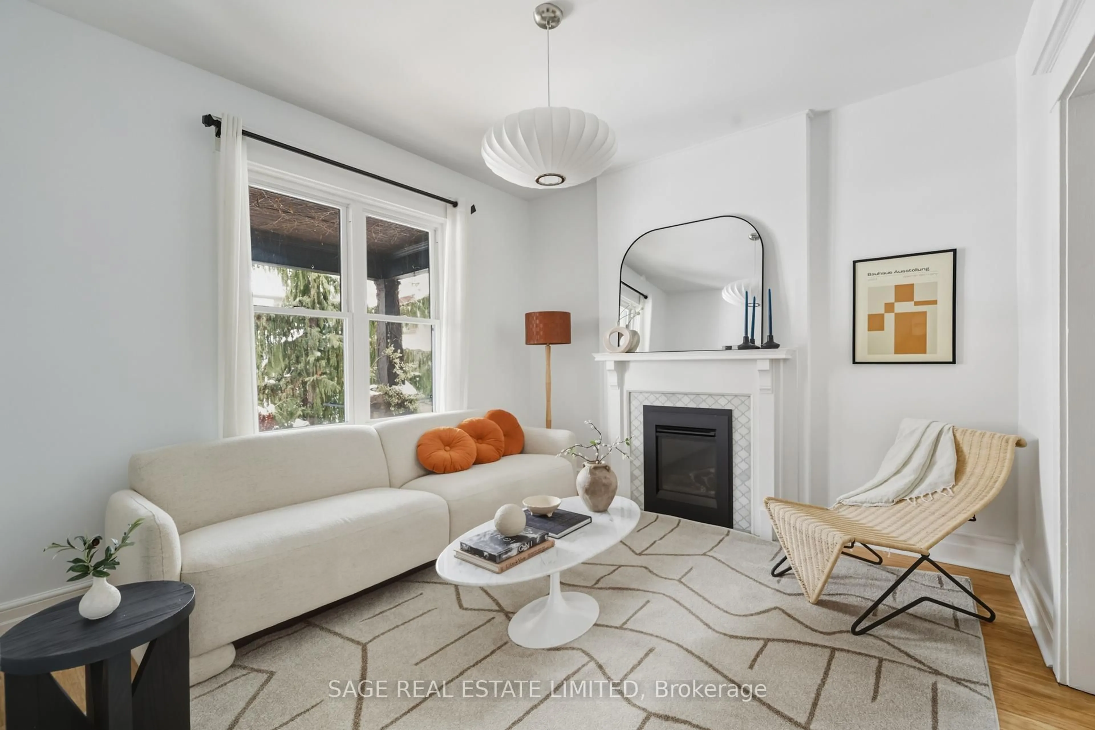 Living room with furniture, unknown for 119 Woodfield Rd, Toronto Ontario M4L 2W5