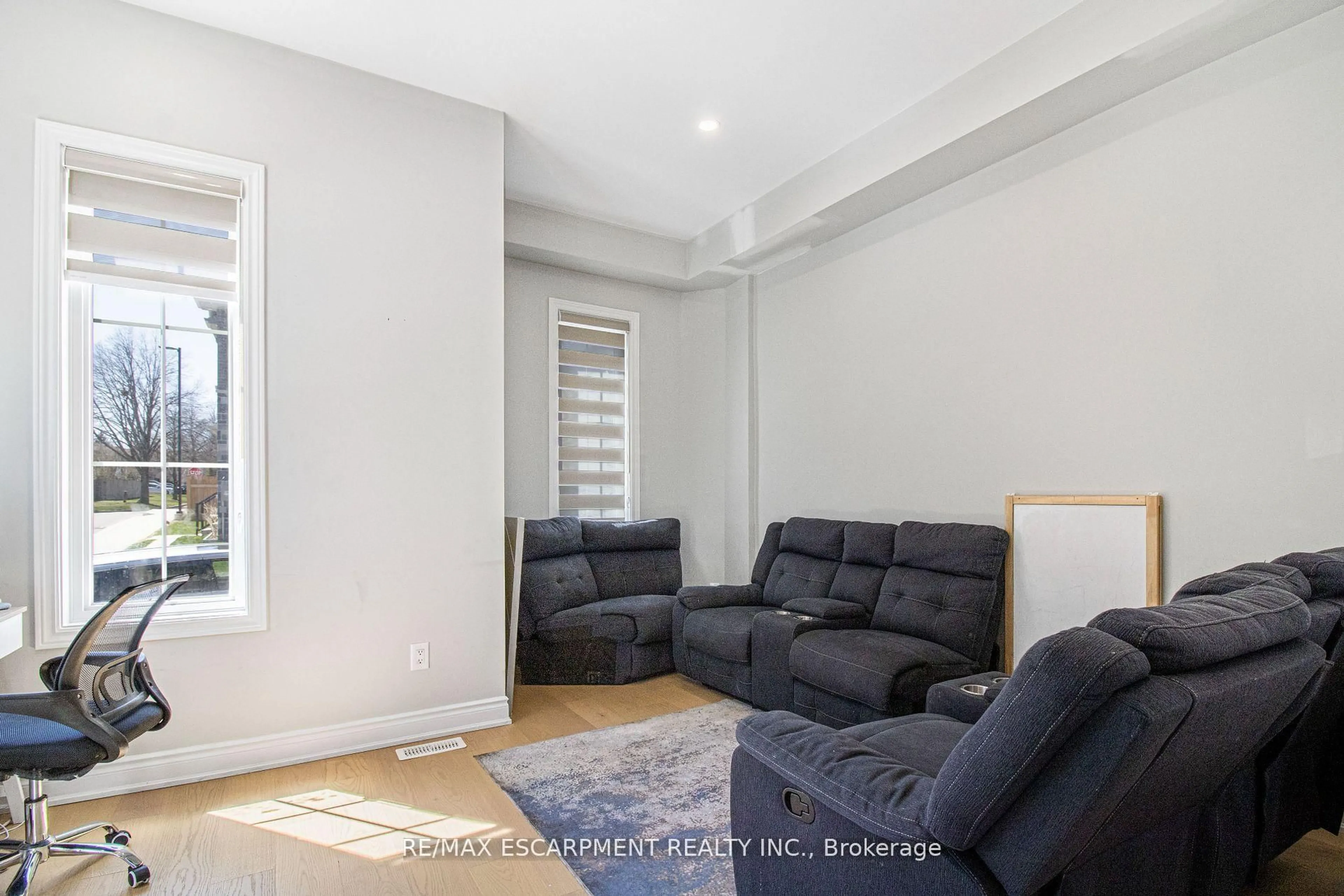 Living room with furniture, unknown for 487 Aztec Dr #2, Oshawa Ontario L1J 7S7