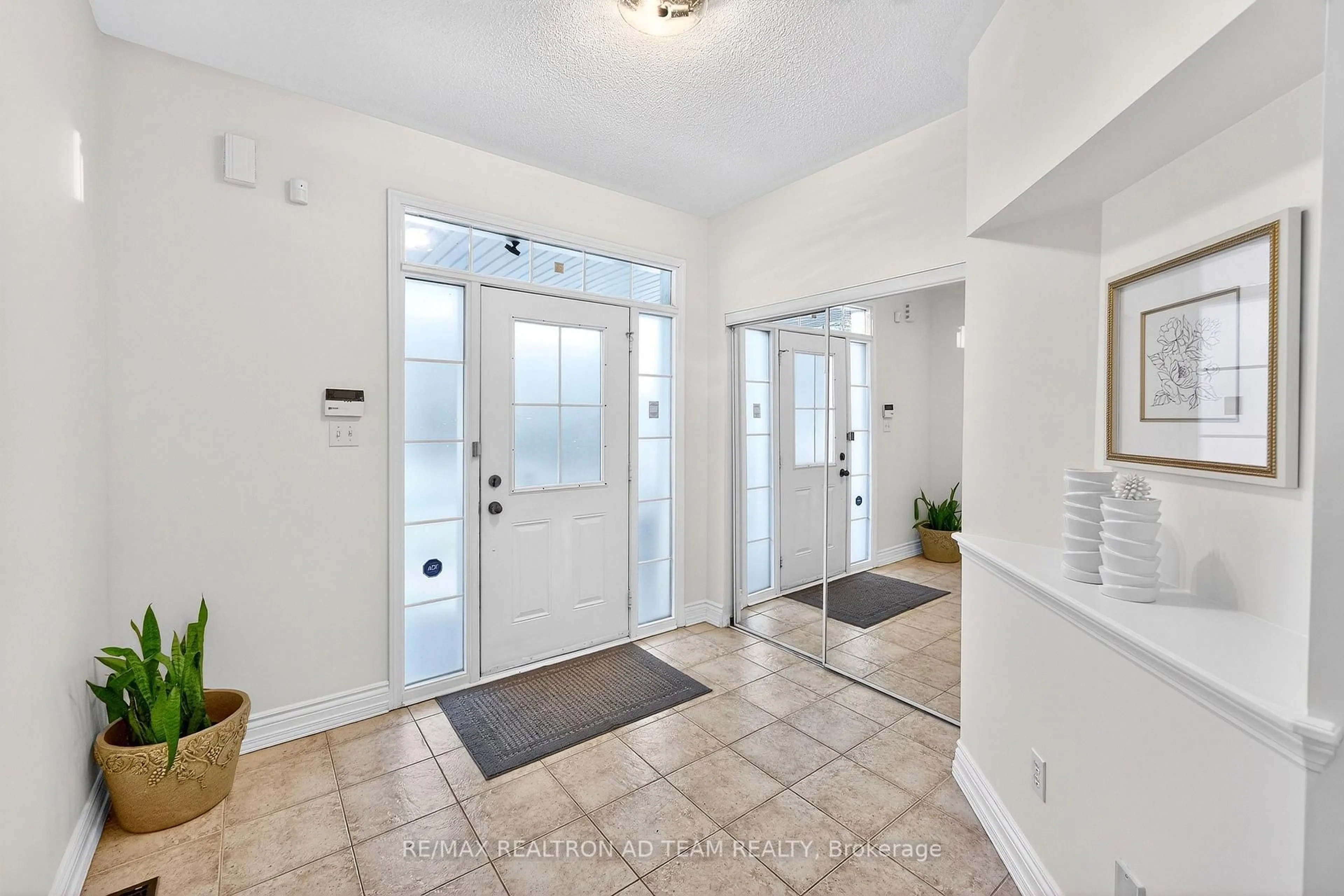 Indoor foyer for 18 Byram Downs St, Ajax Ontario L1Z 1R5
