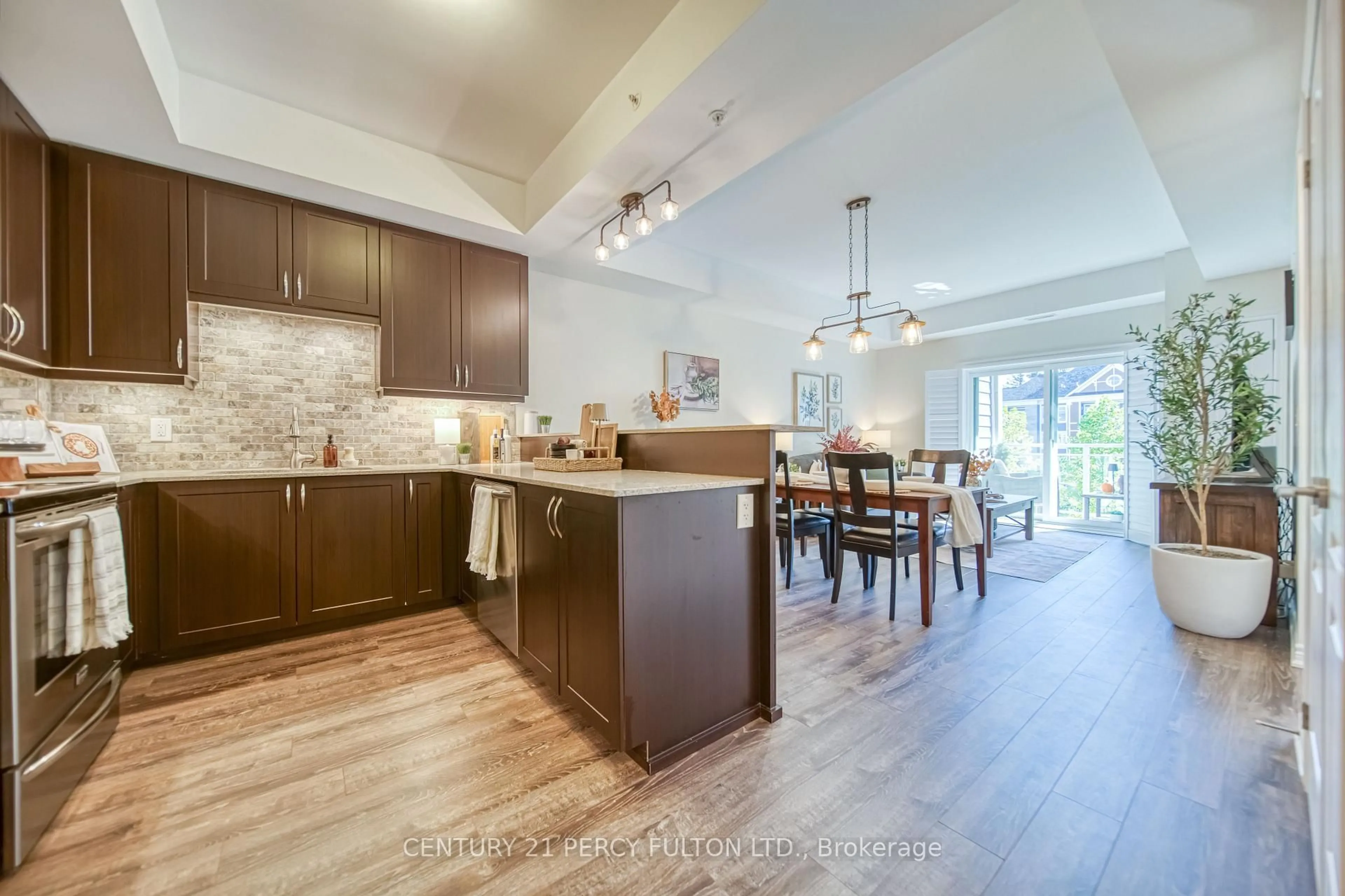 Open concept kitchen, unknown for 660 Gordon St #302, Whitby Ontario L1N 0L1