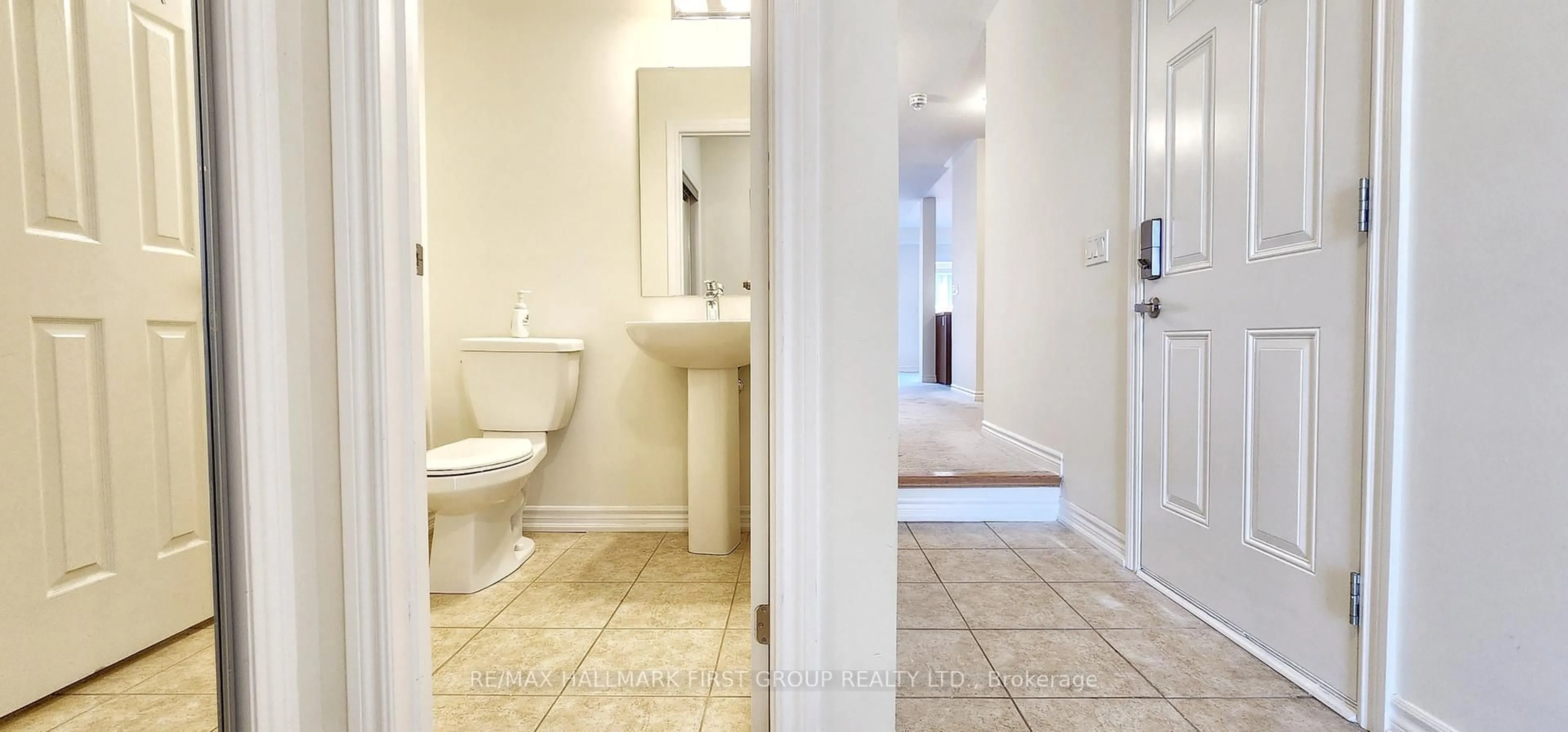 Standard bathroom, ceramic/tile floor for 2448 Steeplechase St, Oshawa Ontario L1L 0J6