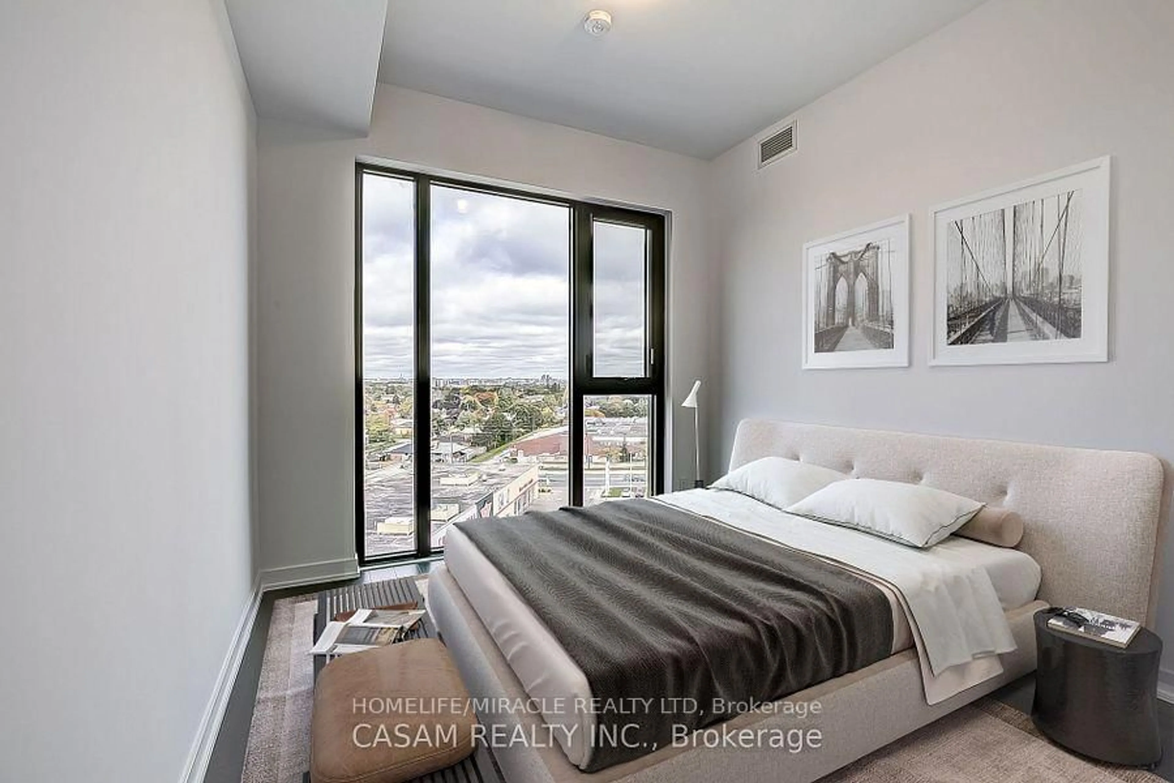 Bedroom with bed, unknown for 2799 Kingston Rd #923, Toronto Ontario M1M 0E3