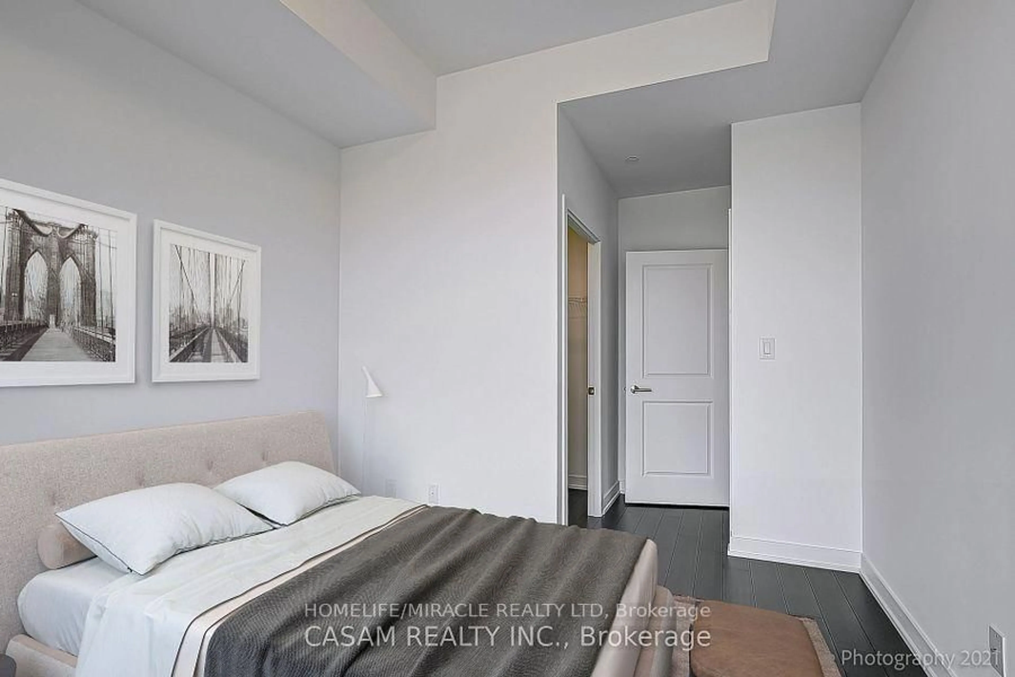 A pic of a room for 2799 Kingston Rd #923, Toronto Ontario M1M 0E3