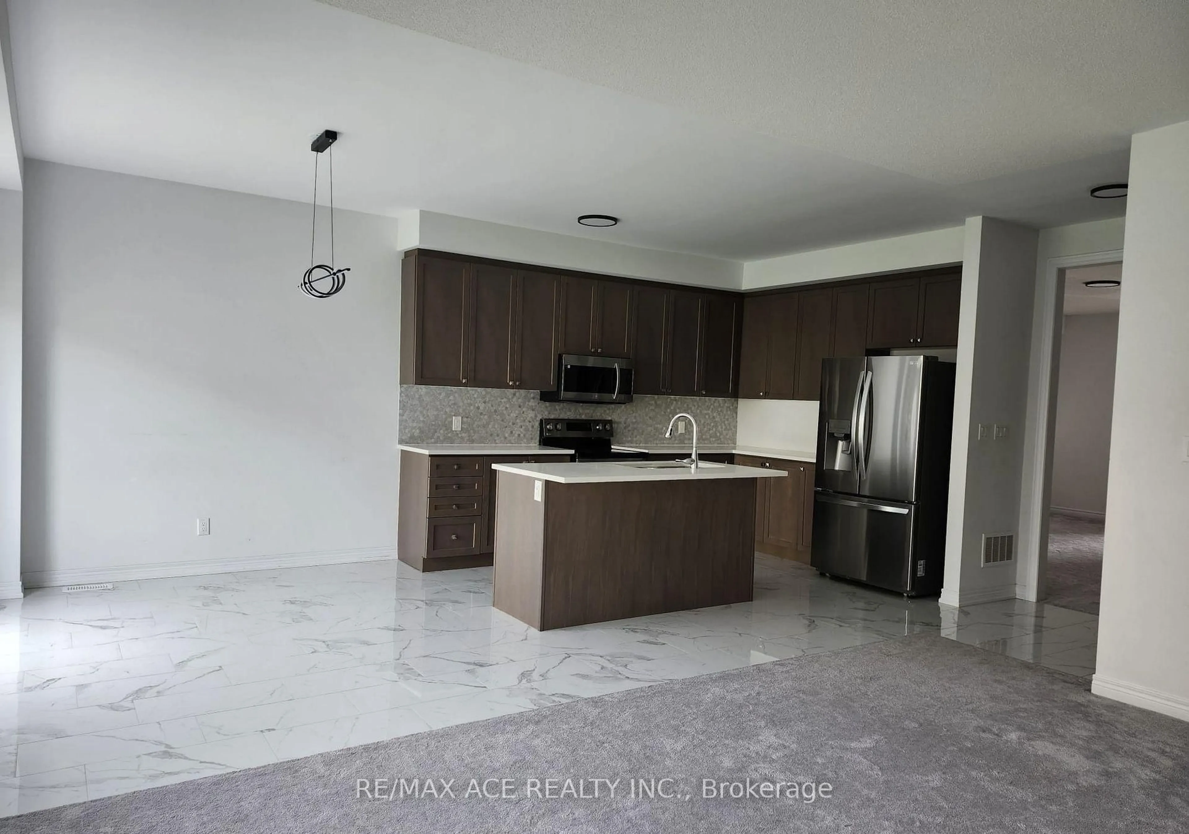 Open concept kitchen, ceramic/tile floor for 976 Andrew Murdoch St, Oshawa Ontario L1L 0S2