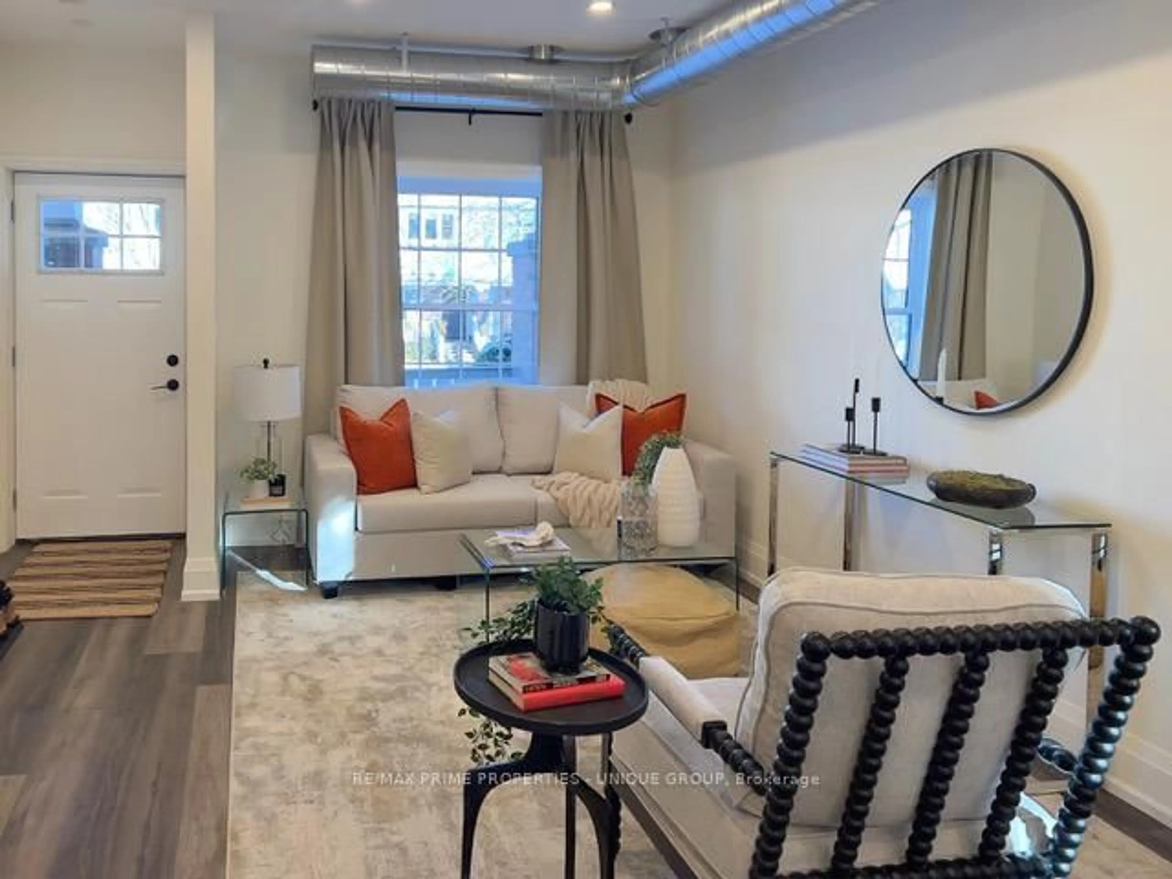 Living room with furniture, unknown for 633 Milverton Blvd, Toronto Ontario M4C 1X8