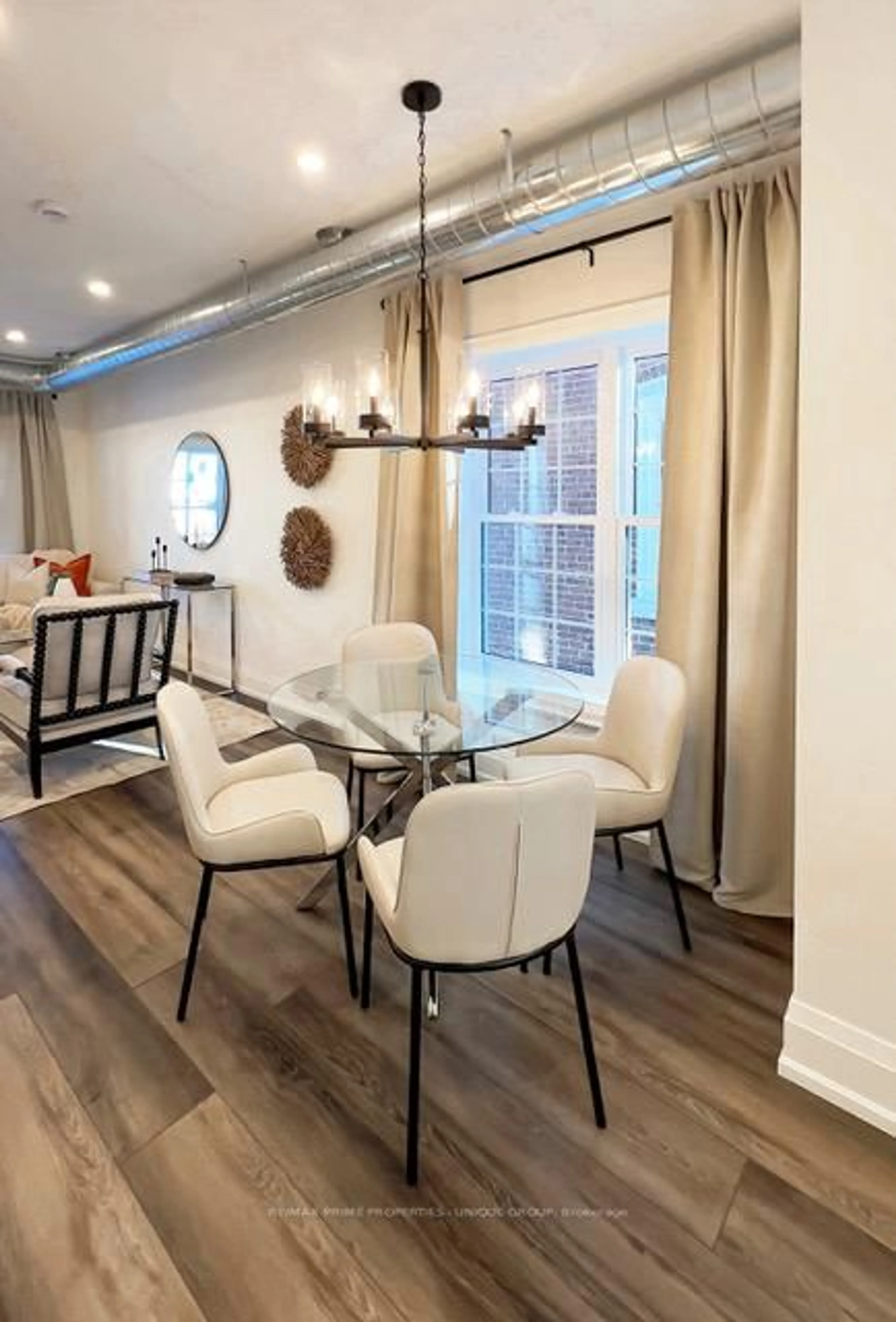 Dining room, unknown for 633 Milverton Blvd, Toronto Ontario M4C 1X8