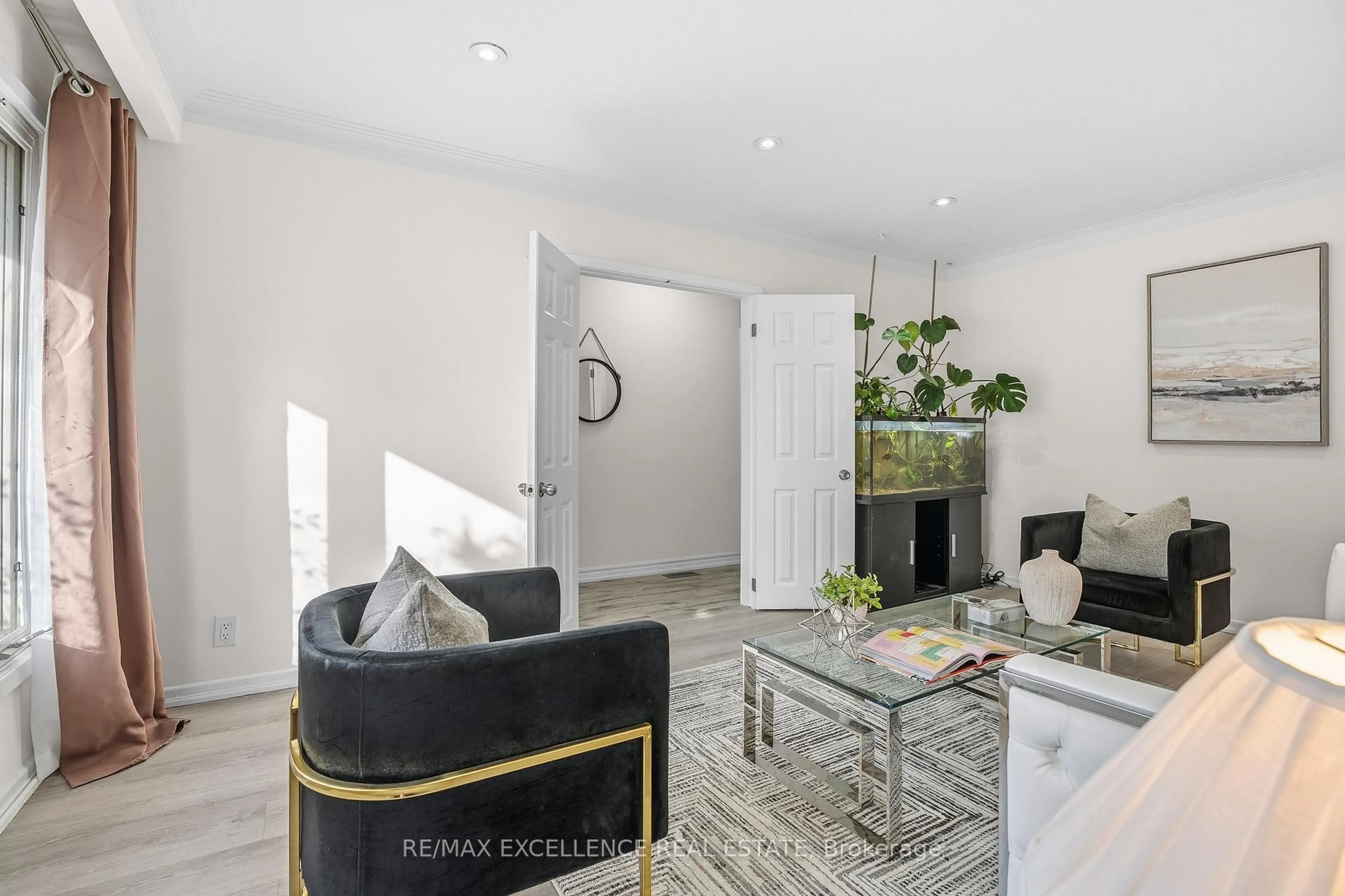 Living room with furniture, unknown for 45 Stevenson Rd, Oshawa Ontario L1J 5M4