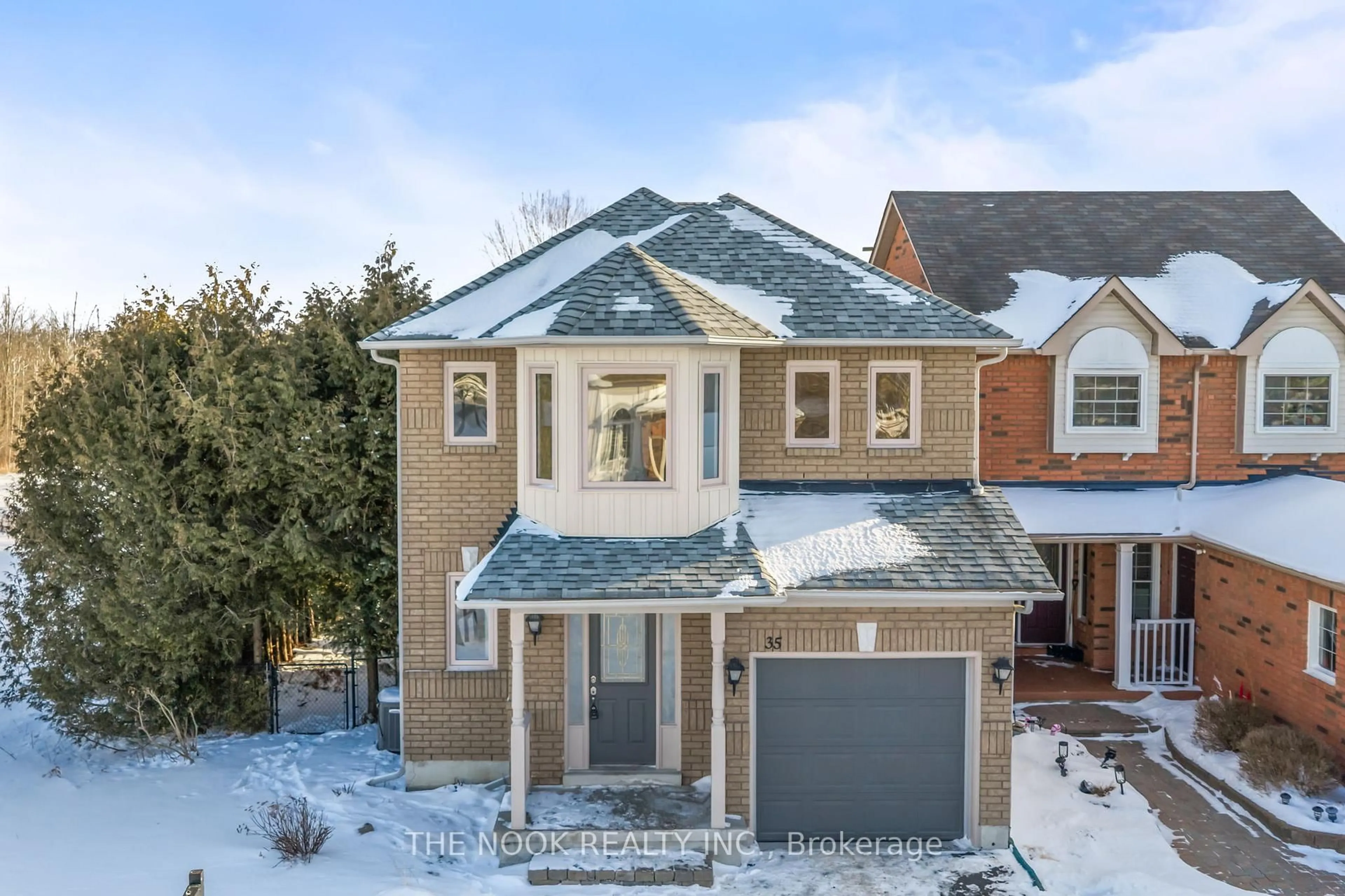 Home with brick exterior material, street for 35 Wilkins Cres, Clarington Ontario L1E 3B6