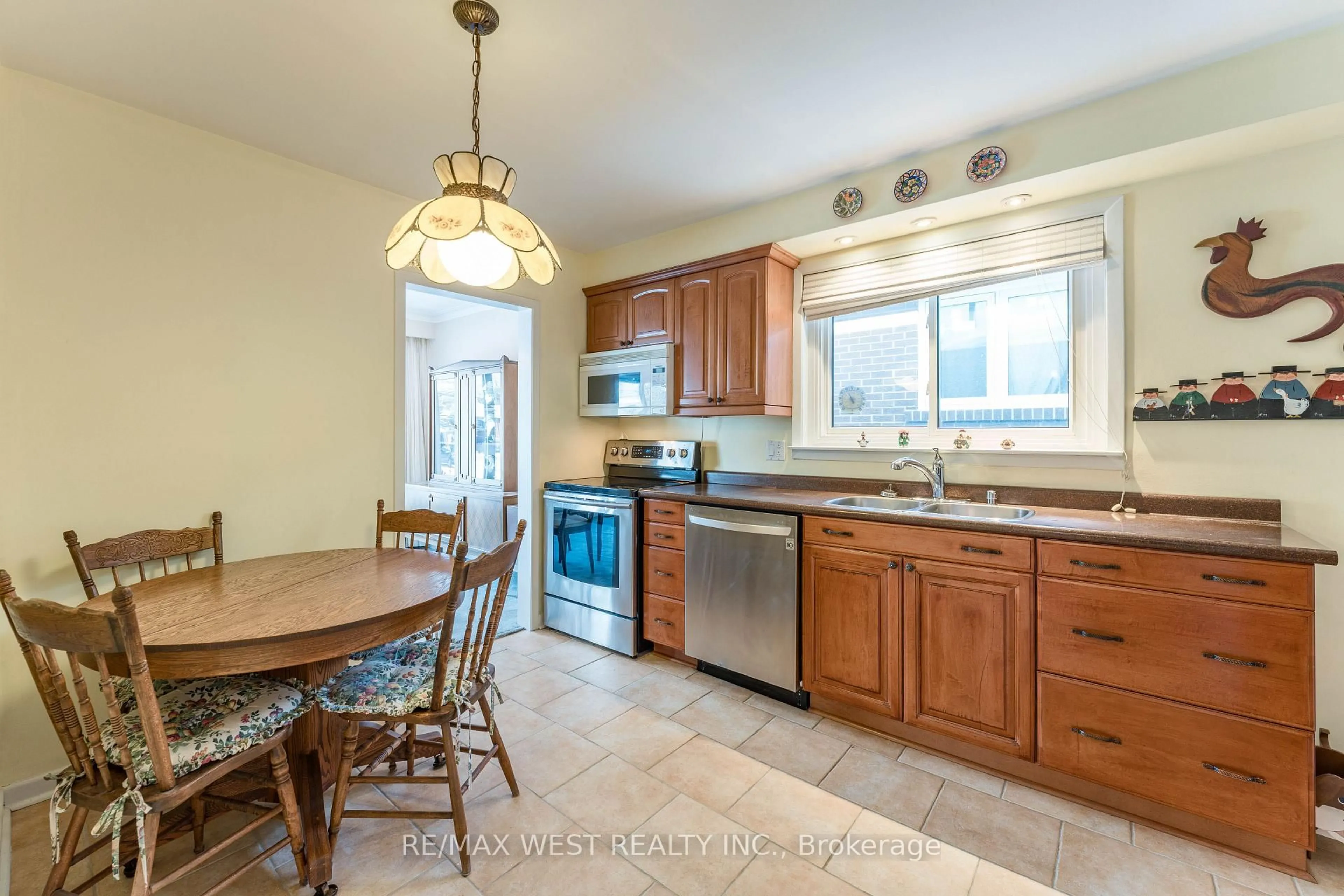 Unknown for 37 Grace St, Toronto Ontario M1J 2M3